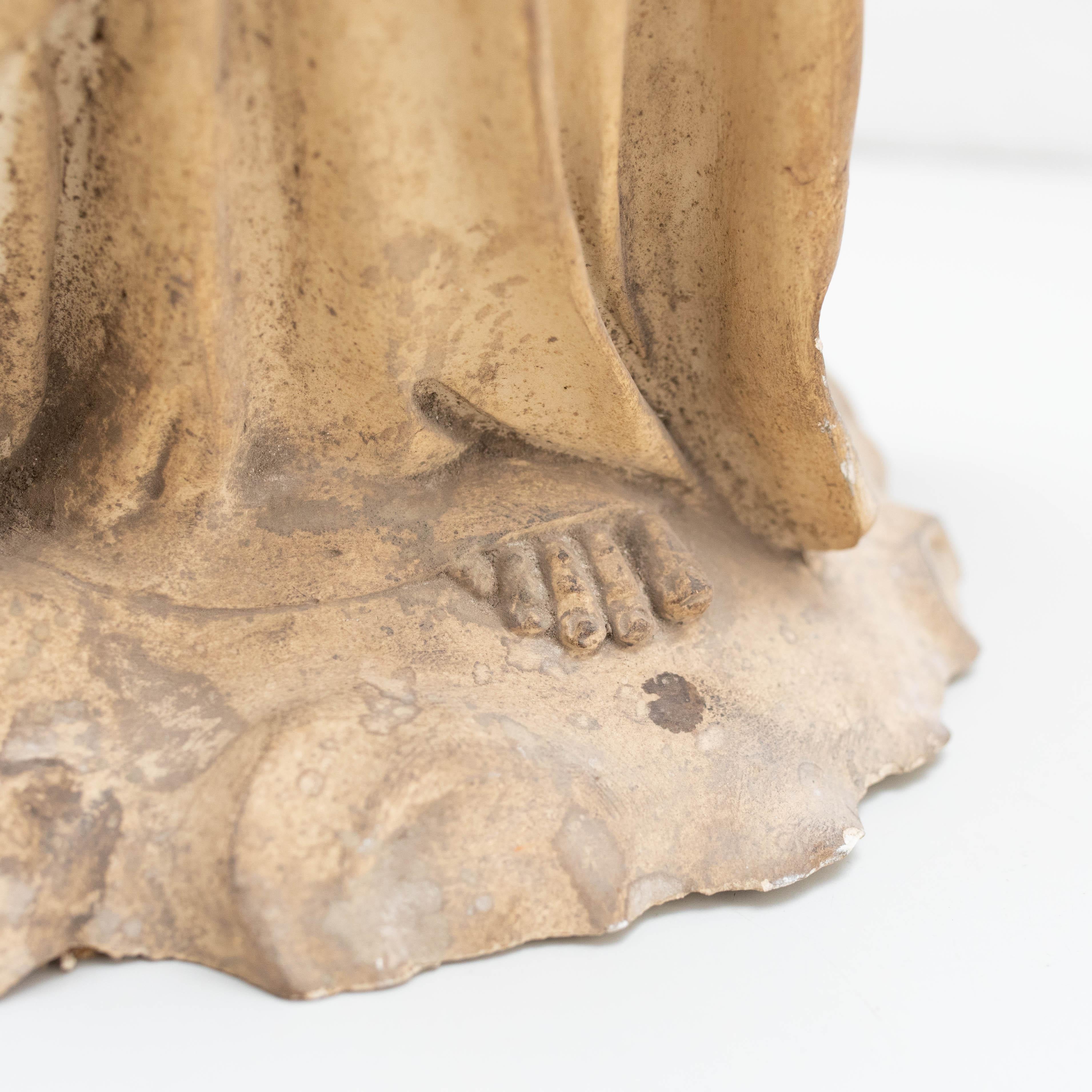 Large Plaster Virgin Traditional Sculptural Figure, circa 1930 For Sale 10