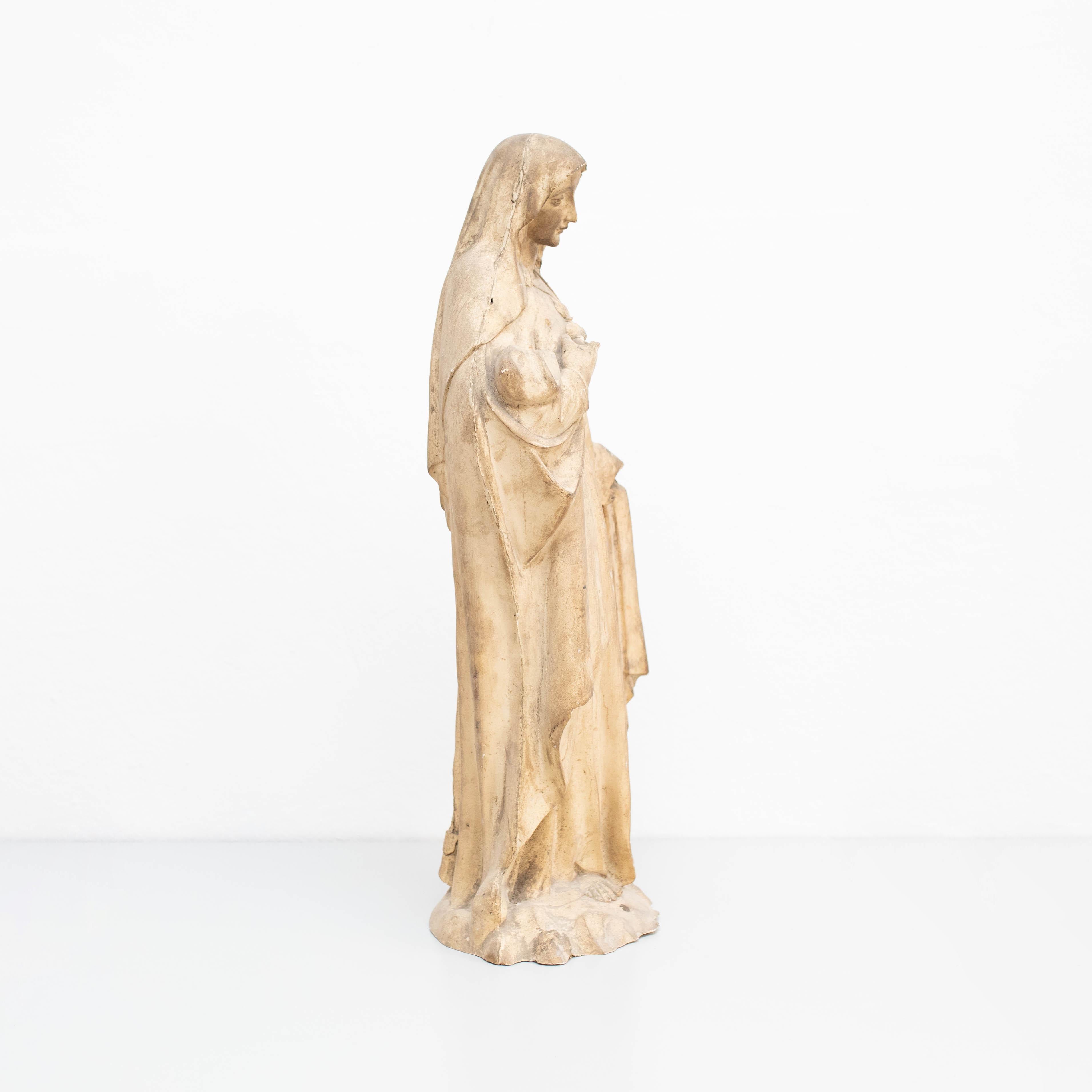 Large Plaster Virgin Traditional Sculptural Figure, circa 1930 For Sale 1