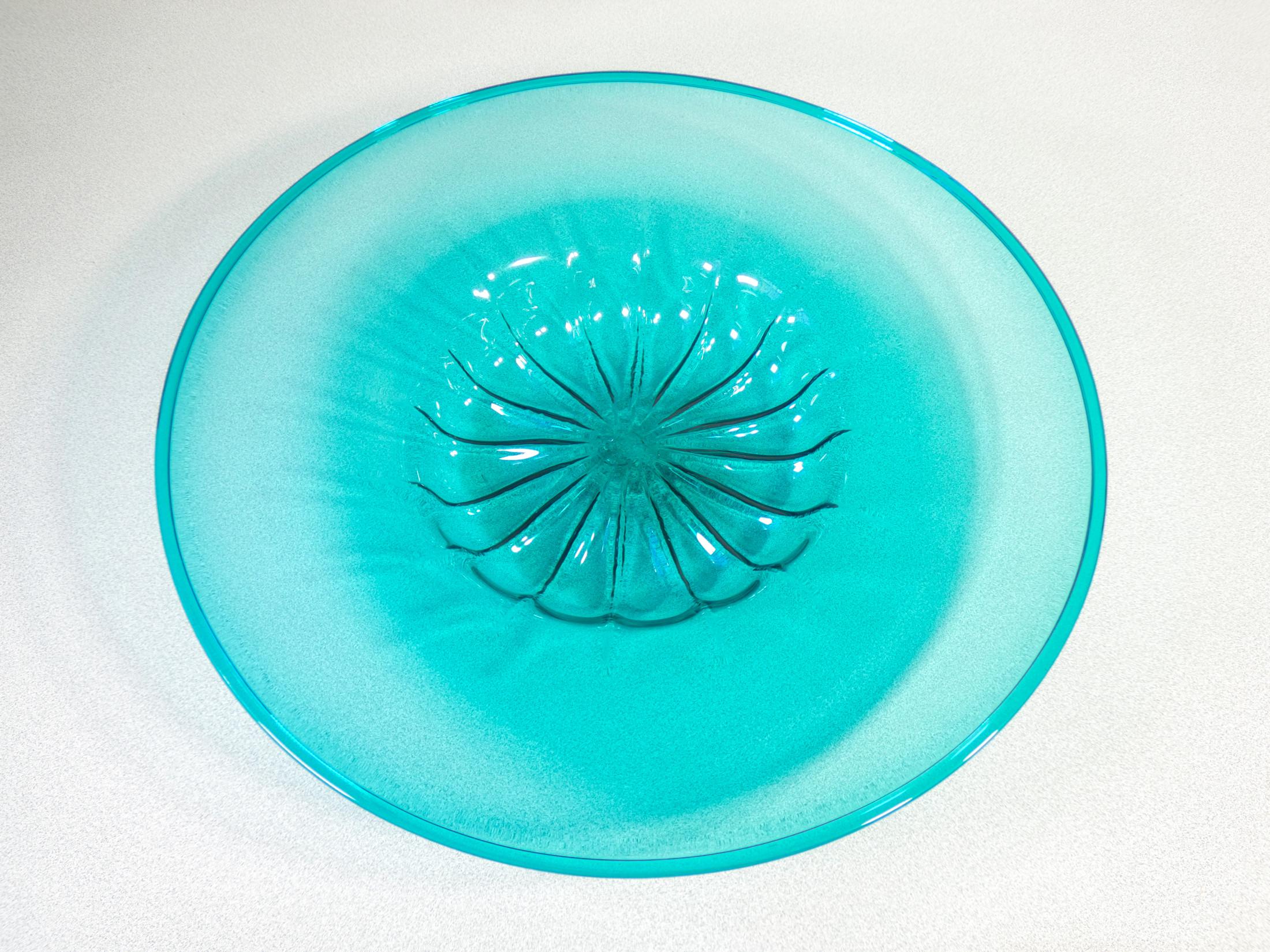 Centerpiece plate, design by Vittorio ZECCHIN in Blown Murano Glass, 1940s In Good Condition In Torino, IT