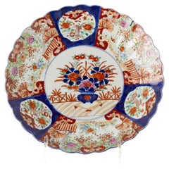 Large plate in Japanese porcelain, Meiji period (1868-1912), Imari decoration