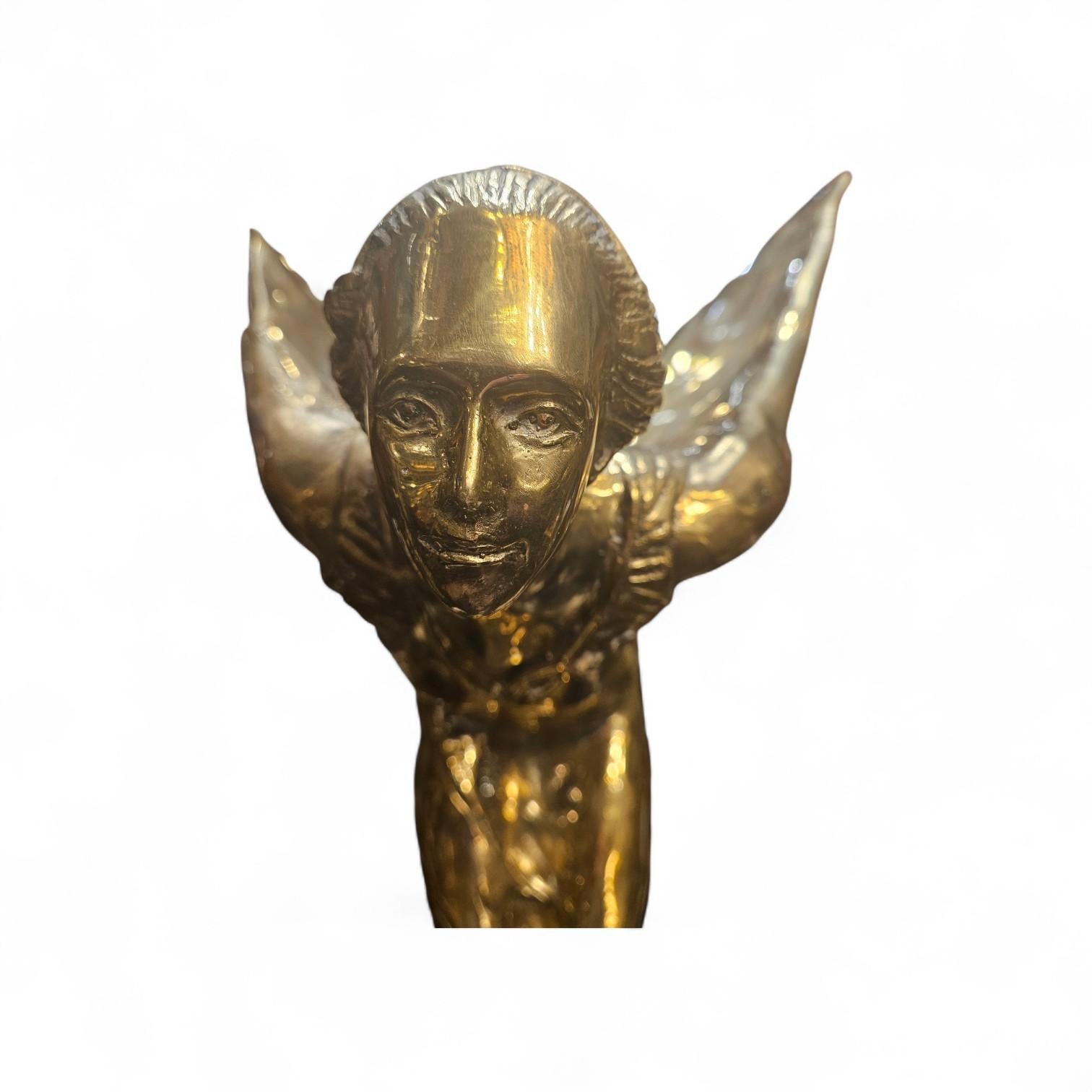 Large Plated Flying Lady Sculpture (Gegossen) im Angebot