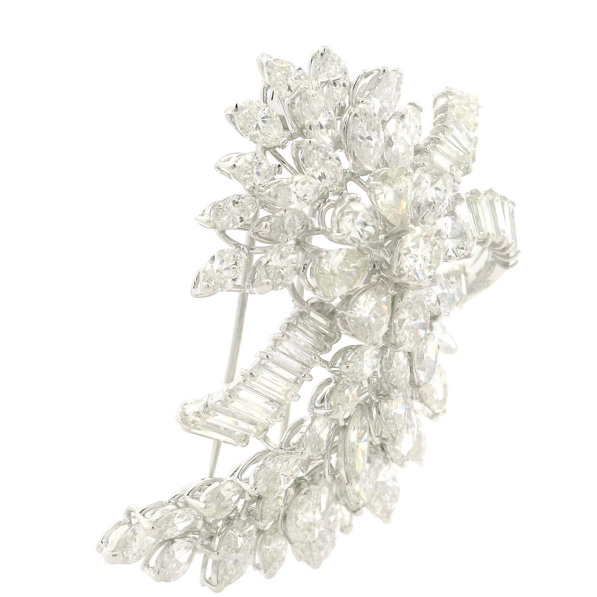 Large Platinum 16.5ct Round Pear Marquise & Baguette Diamond Floral Spray Brooch In Excellent Condition For Sale In Montclair, NJ