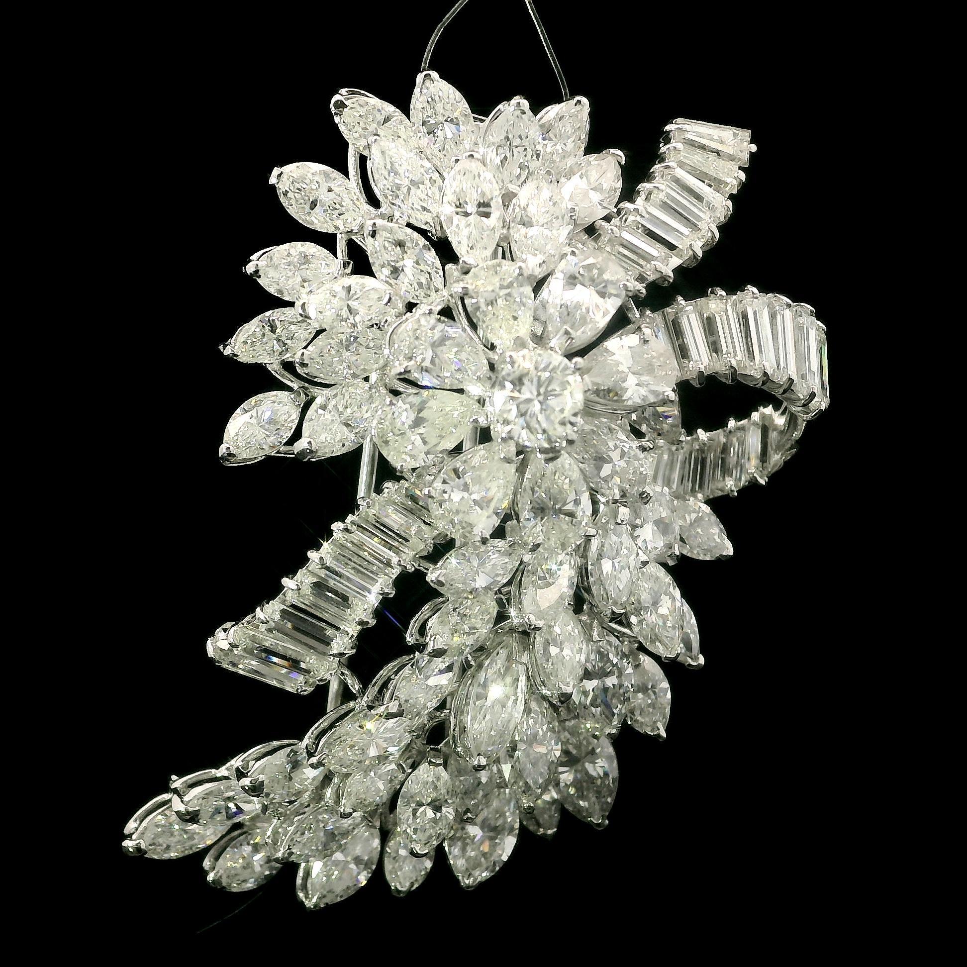 Large Platinum 16.5ct Round Pear Marquise & Baguette Diamond Floral Spray Brooch For Sale 4