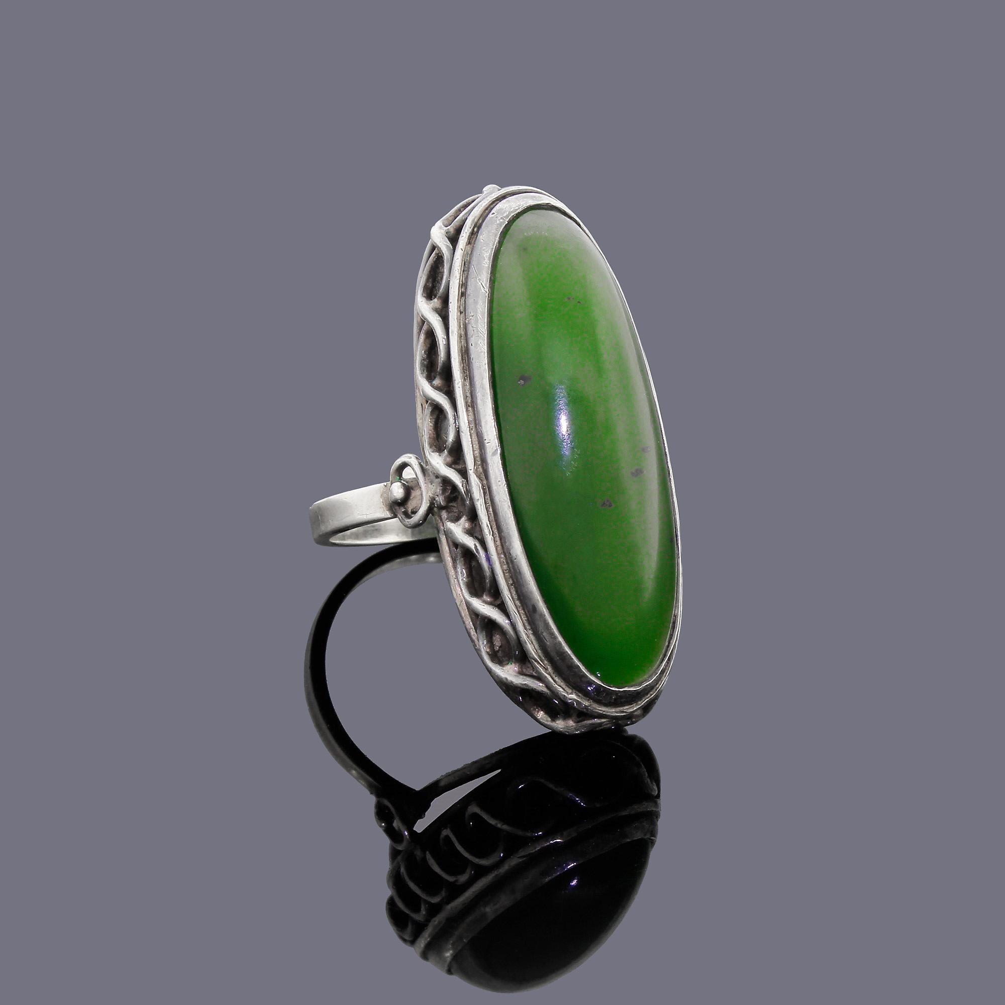 New 925 Sterling Silver Ladies Open Ring set with a Nephrite Jade sizes J-R
