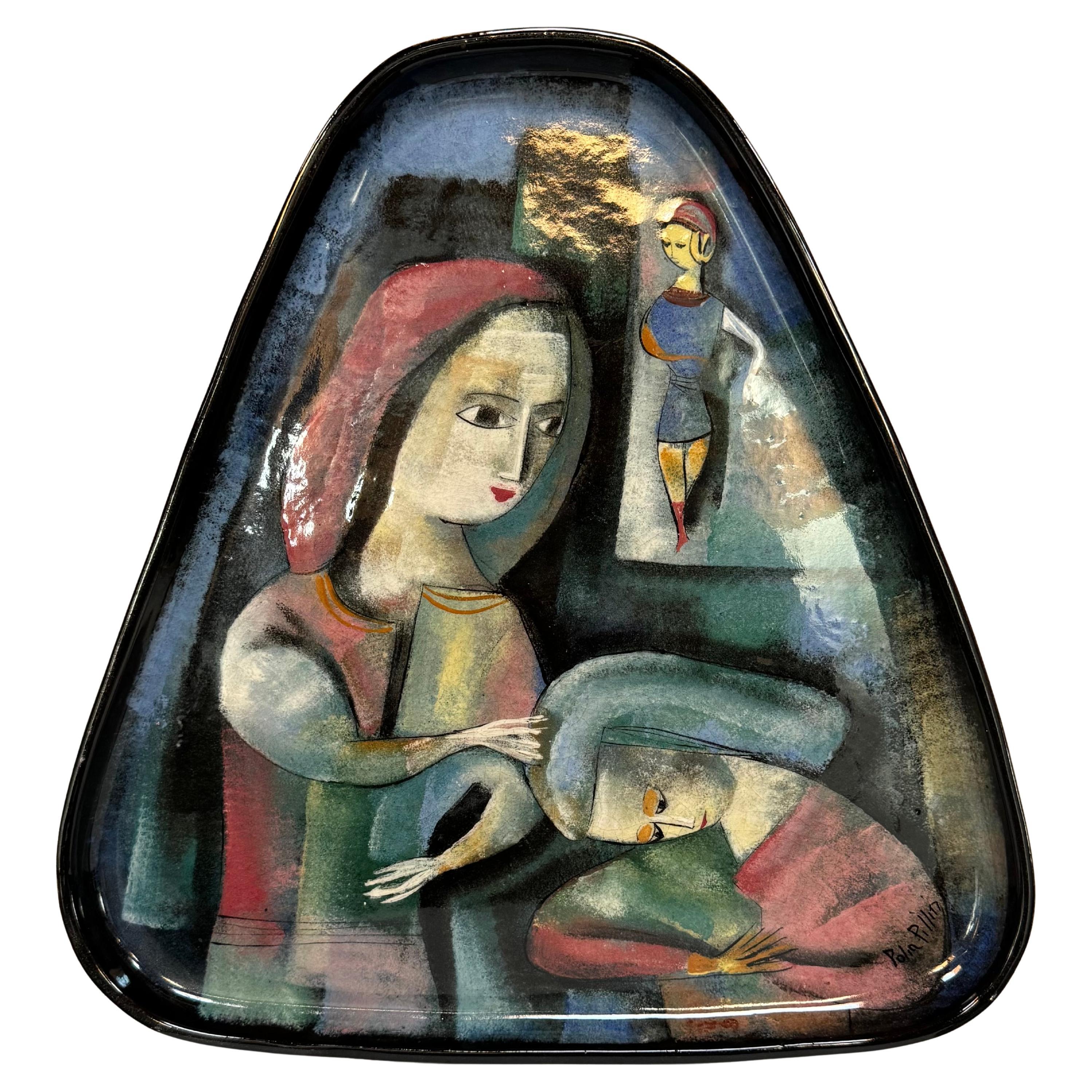 Plato triangular grande Polia Pillin con figuras abstractas en venta
