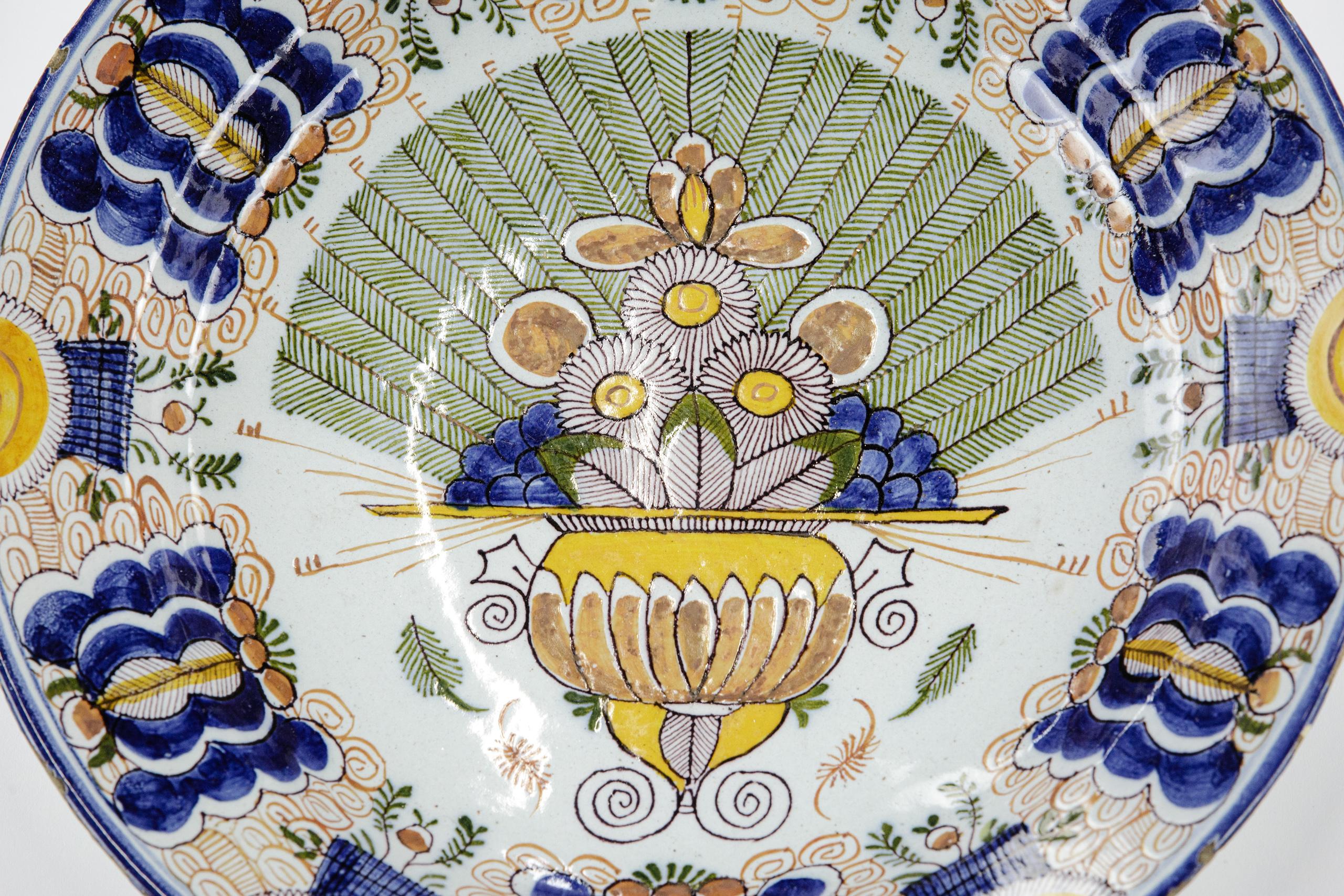 Large Polychrome Dutch Delftware Peacock Pattern Charger, De Vergulde Blompot 2