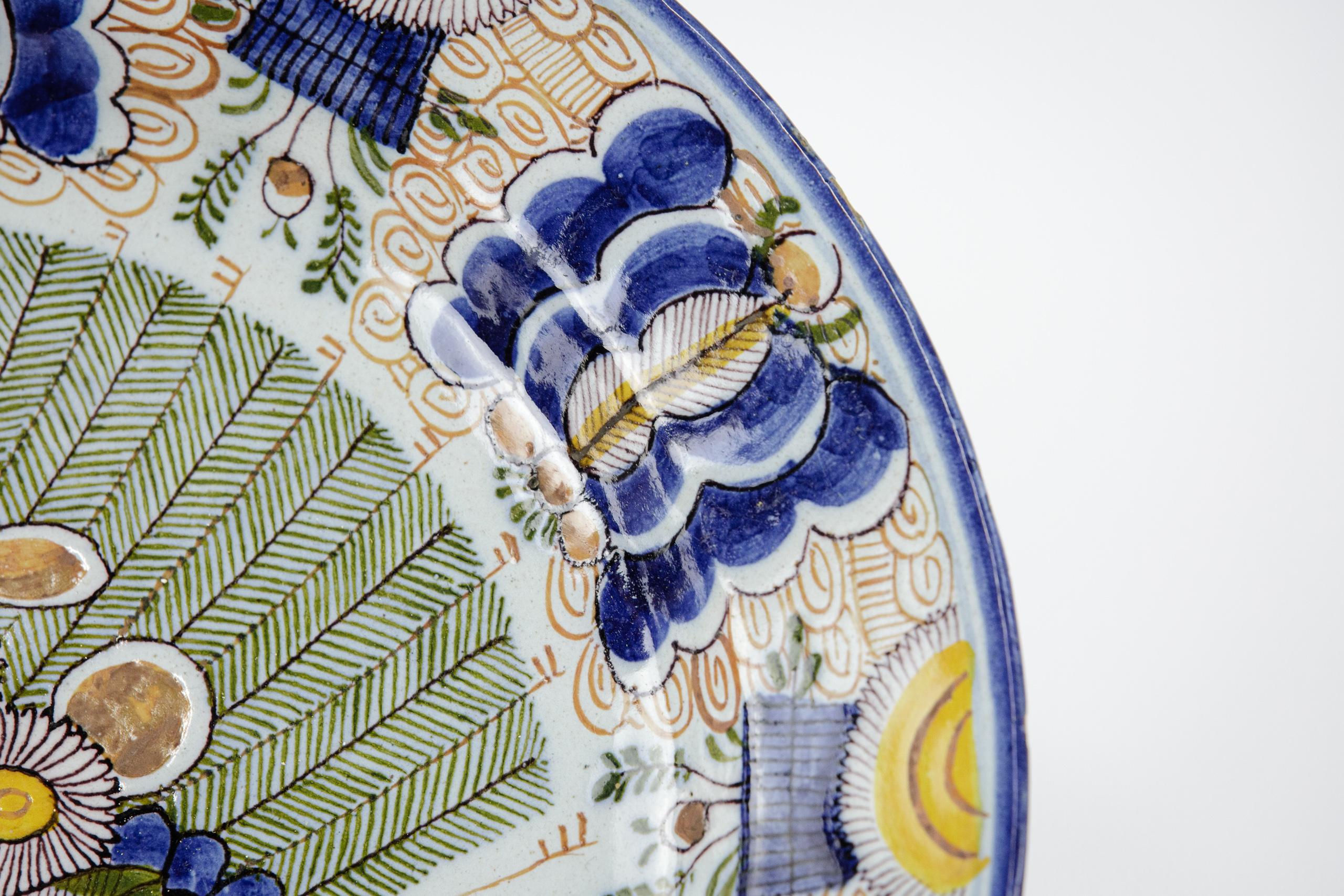 Large Polychrome Dutch Delftware Peacock Pattern Charger, De Vergulde Blompot 5