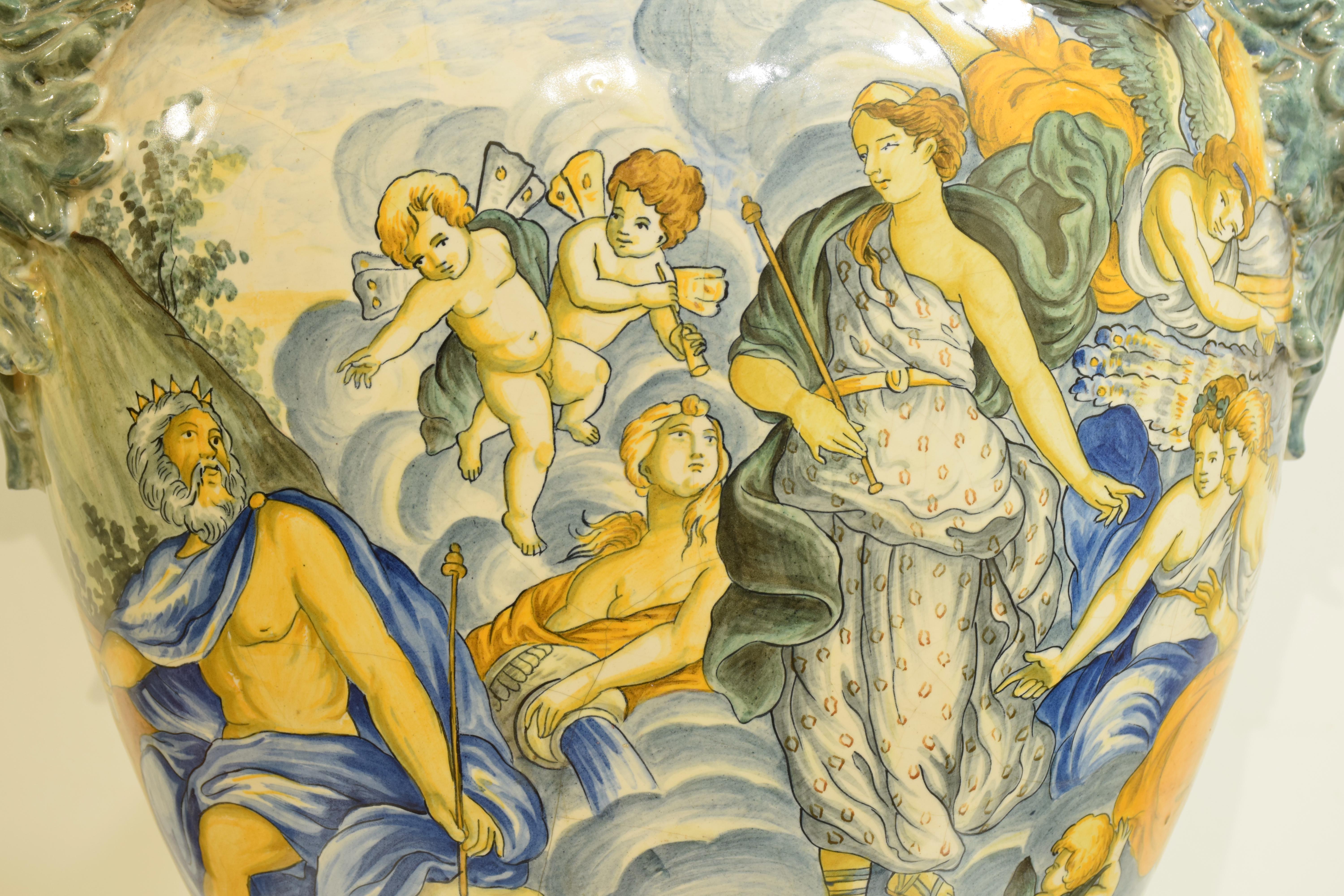 Grand vase en majolique polychrome, Italie, milieu du XIXe siècle en vente 3