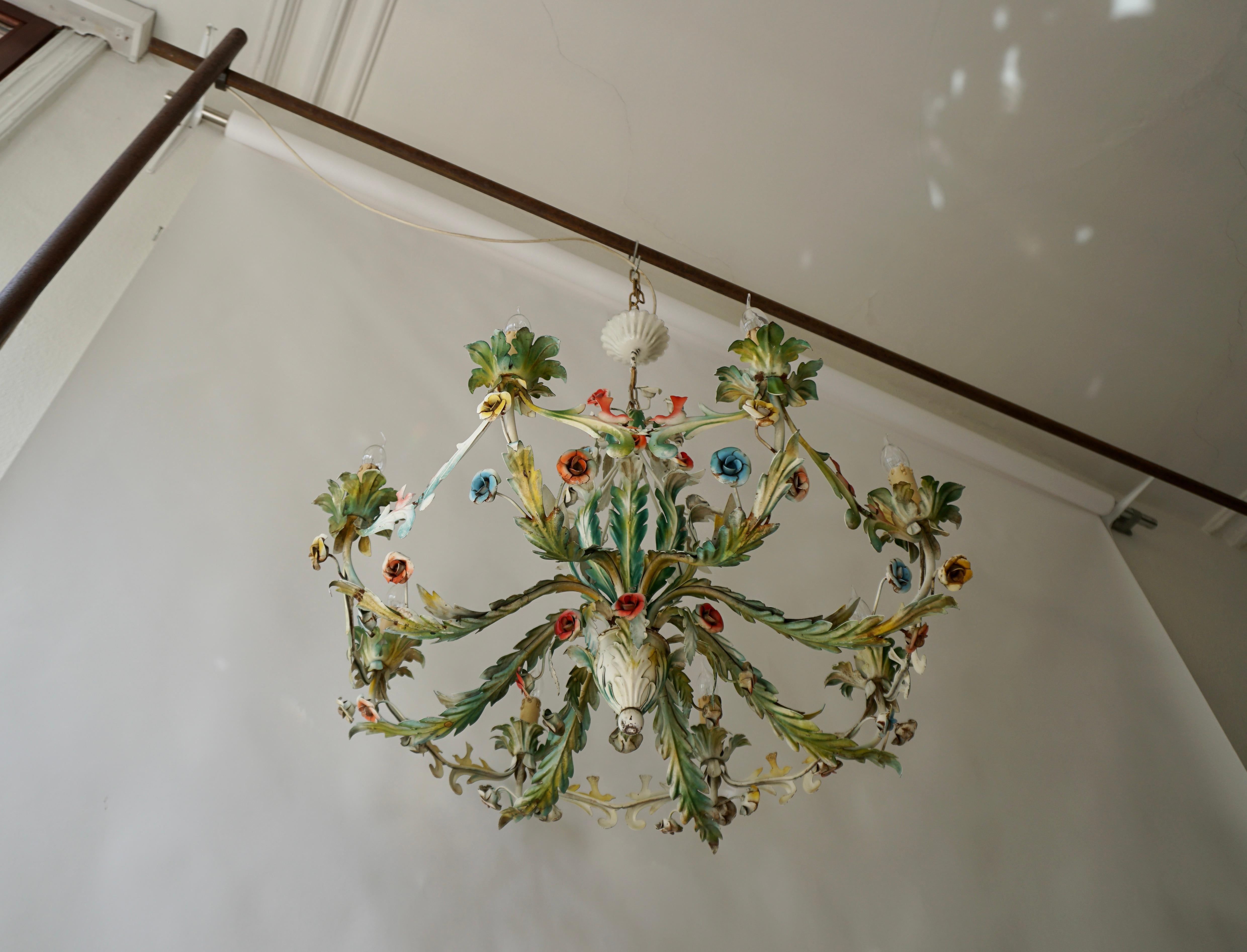 Hollywood Regency Large Polychrome Painted Metal Chandelier with Flowers and Birds For Sale