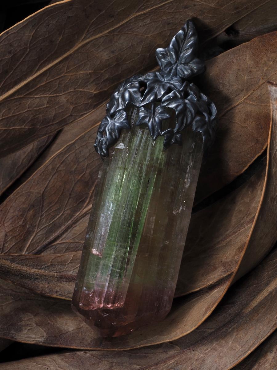 Artisan Large Tourmaline Crystal Black Silver Pendant Ivy collection For Sale