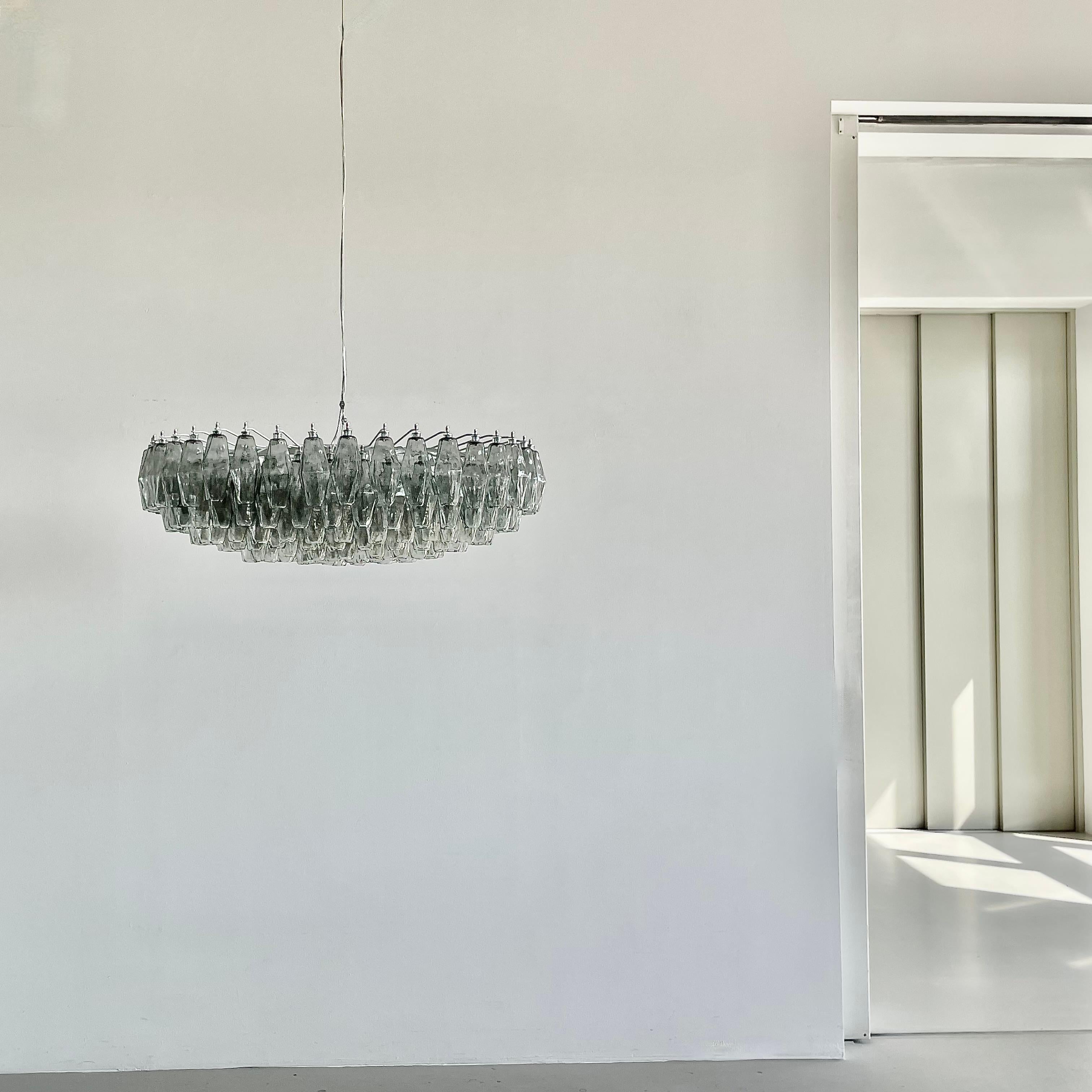 Large Polyhedron Grey Glass Chandelier by Carlo SCARPA 1