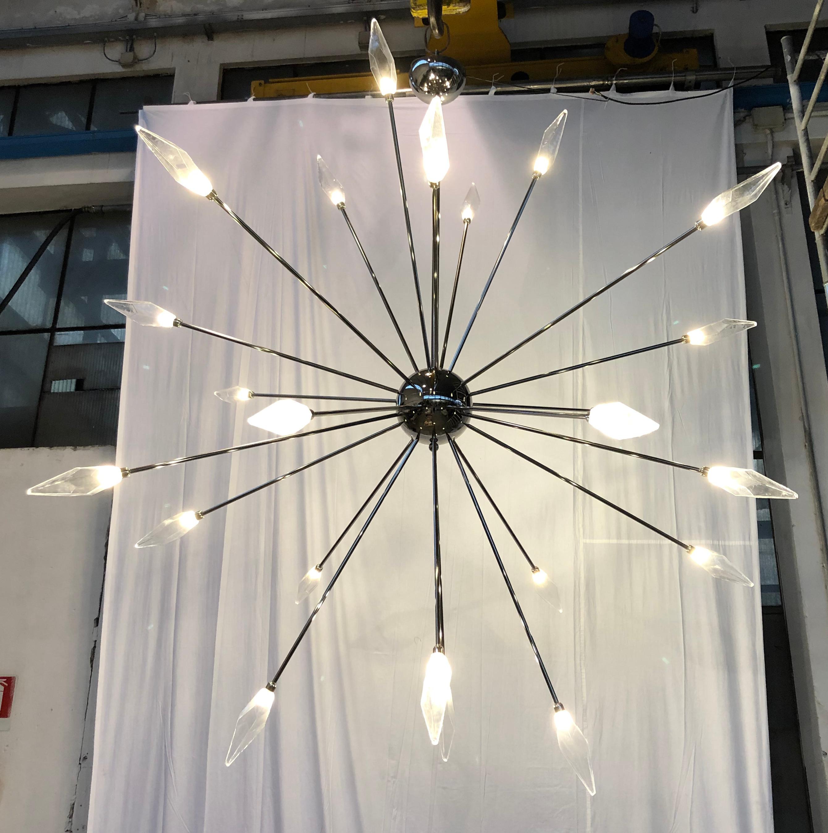 Sputnik-Kronleuchter in Übergröße aus polyederfarbenem Stahl von Fabio Ltd (Italienisch) im Angebot