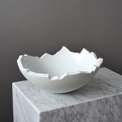 Large Porcelain Bowl by Jens Flemming Sörensen. Royal Copenhagen, Denmark 1980s