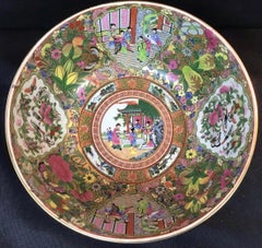 Large Porcelain Chinese Export Rose Medallion Bowl