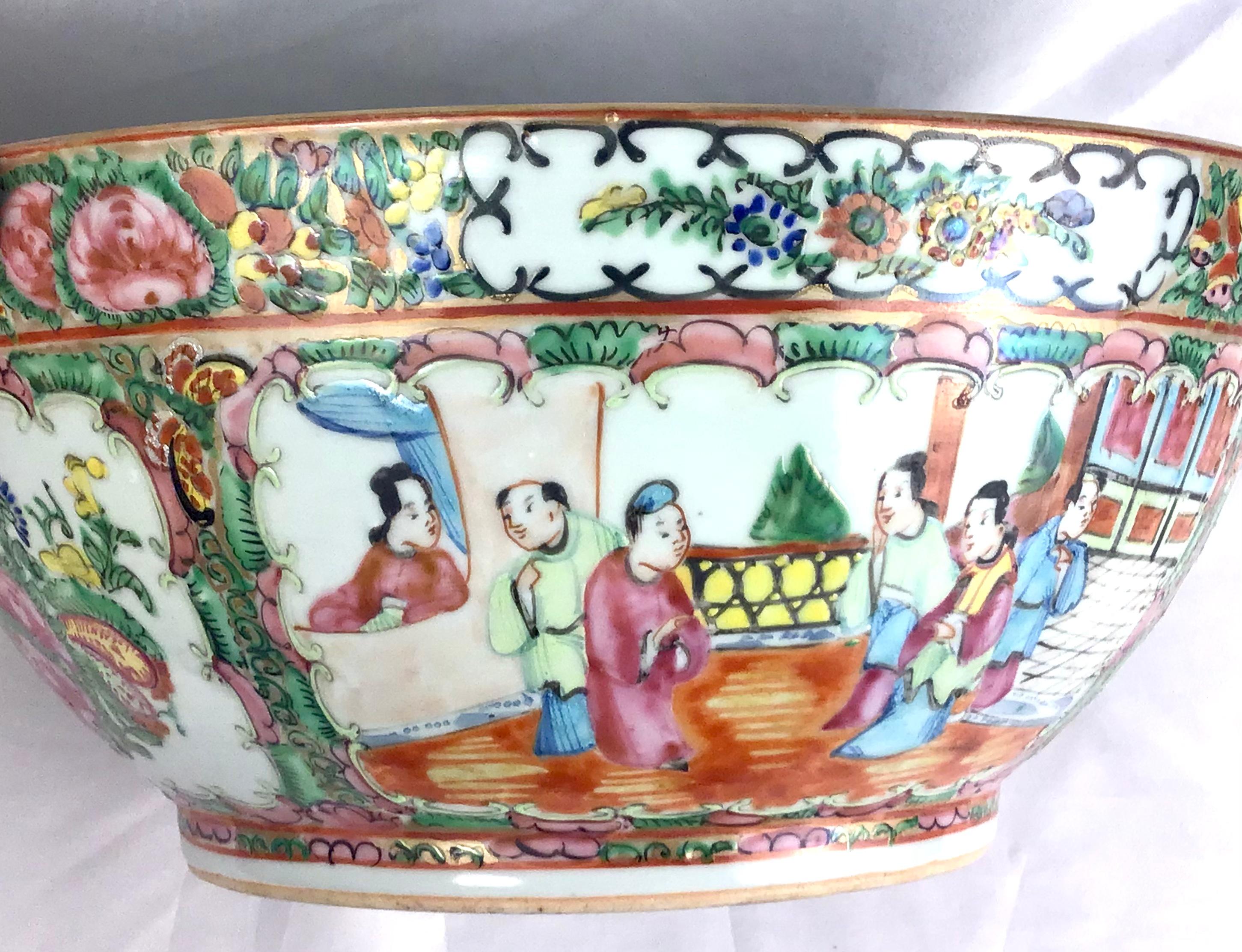 Large Porcelain Chinese Export Rose Medallion Bowl For Sale 1