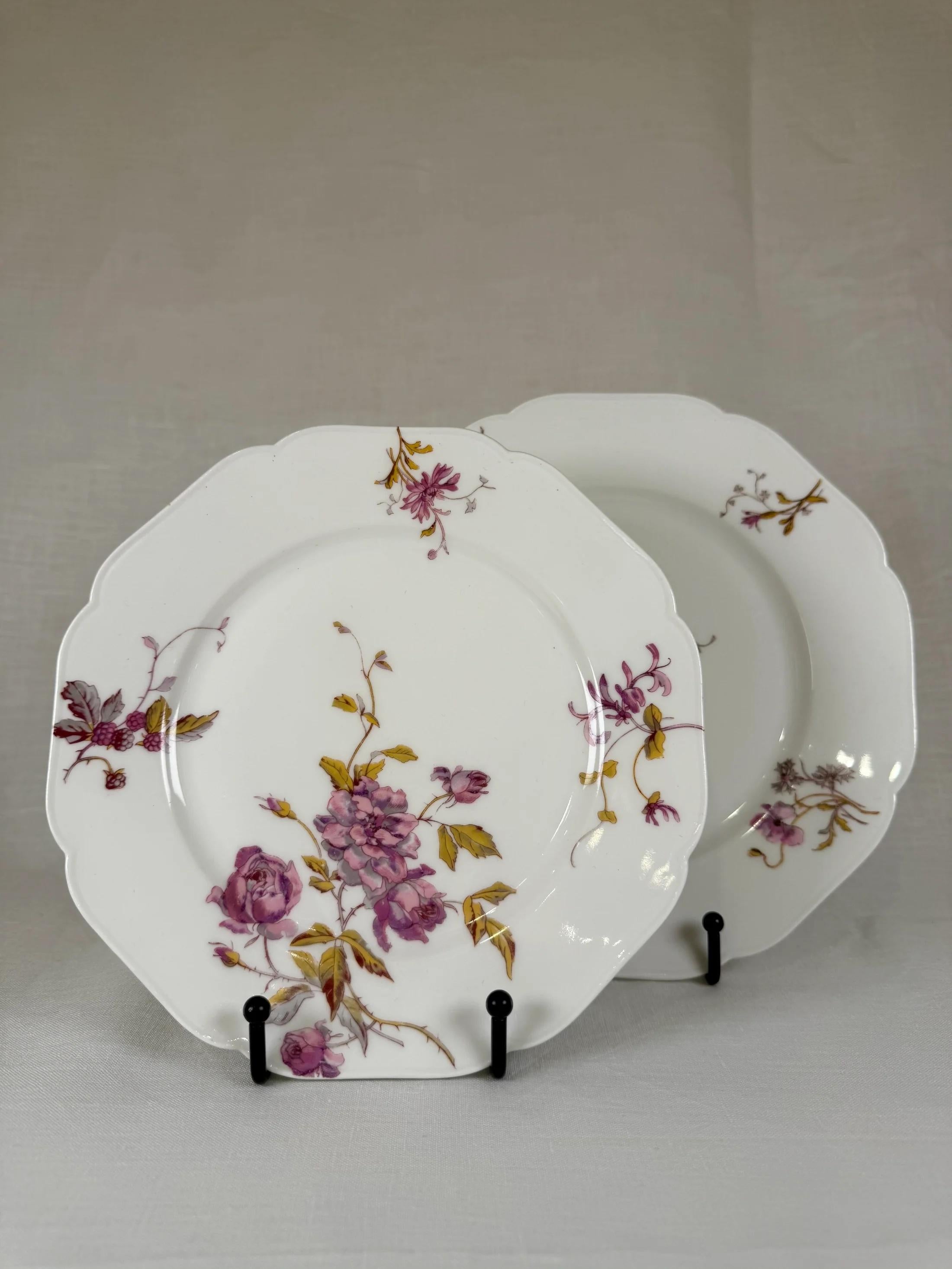 Großes Porzellangeschirr, Havilland Limoges, um 1920 (Handbemalt) im Angebot