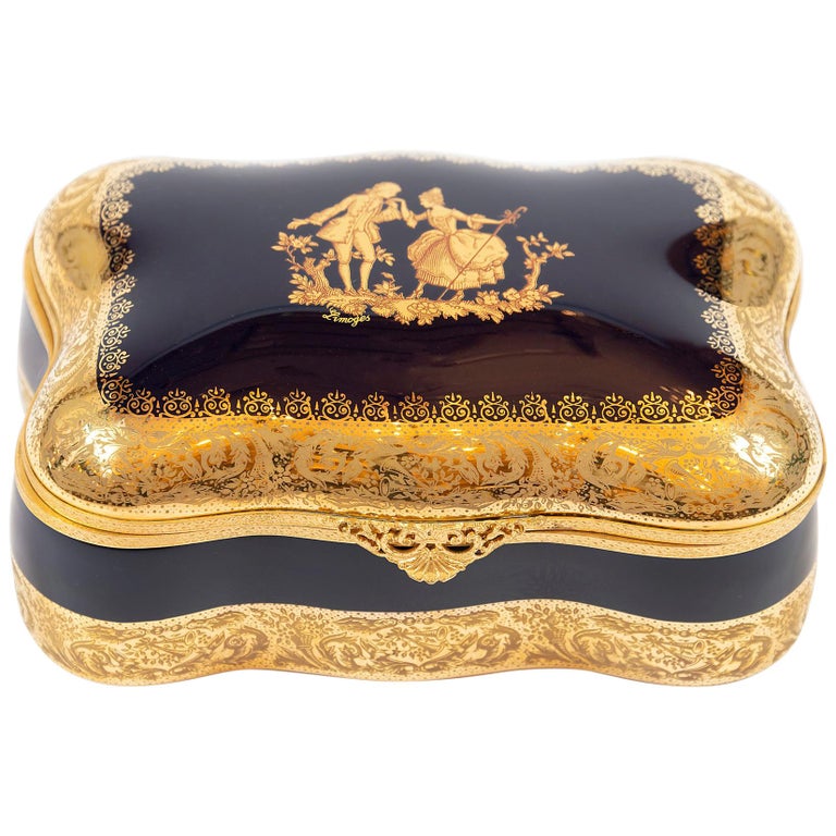 Large Porcelain Jewelry Box Decorated with 22Karat Gold by Imperial