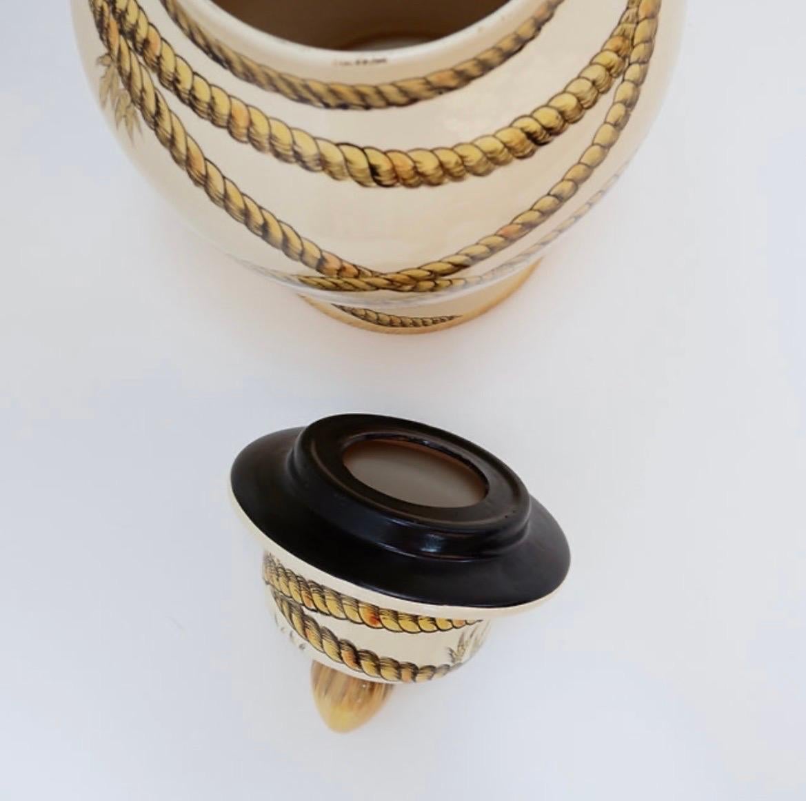 Vaso grande in porcellana 