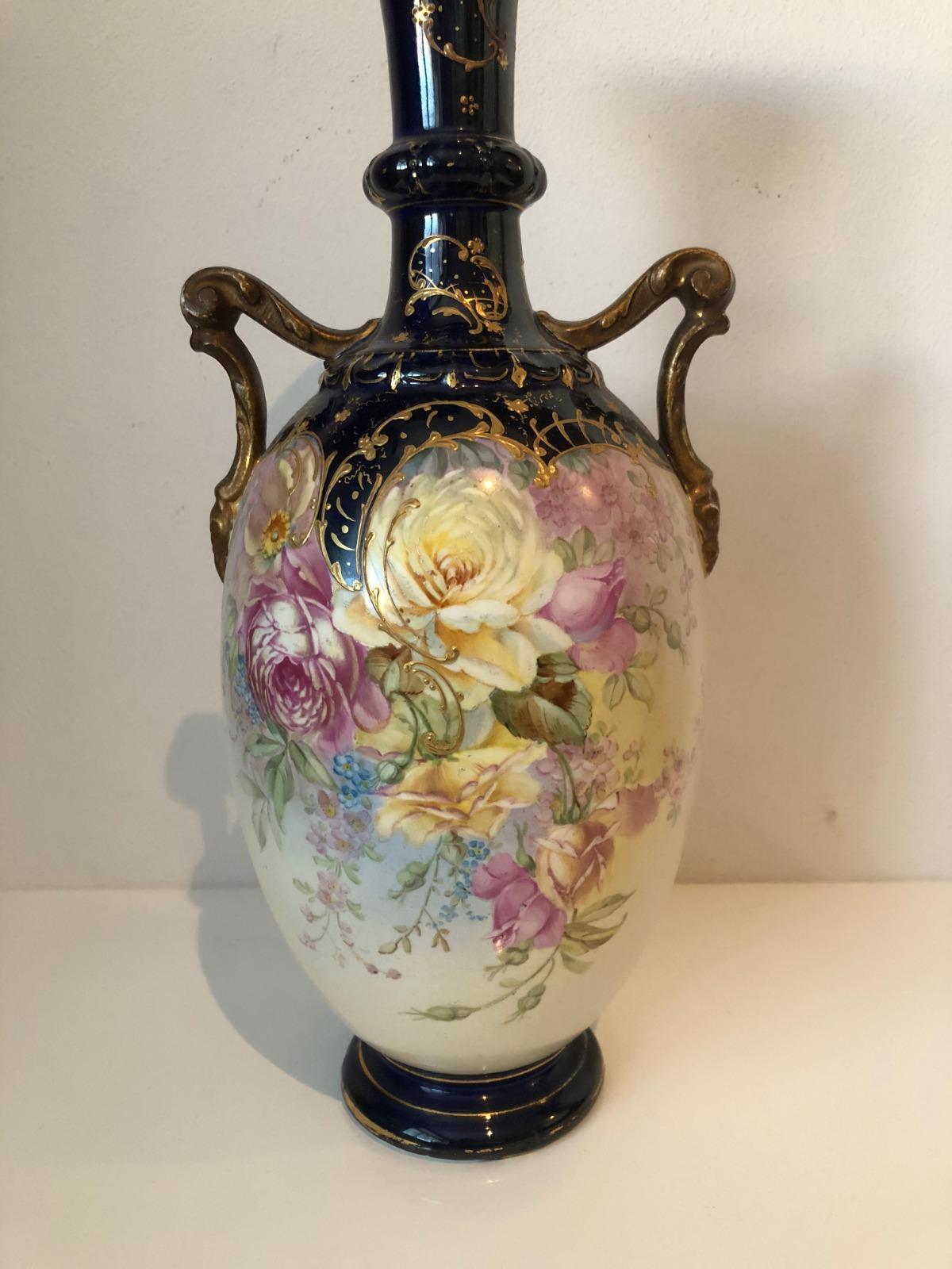 Grand vase en porcelaine Royal Bonn en vente 2