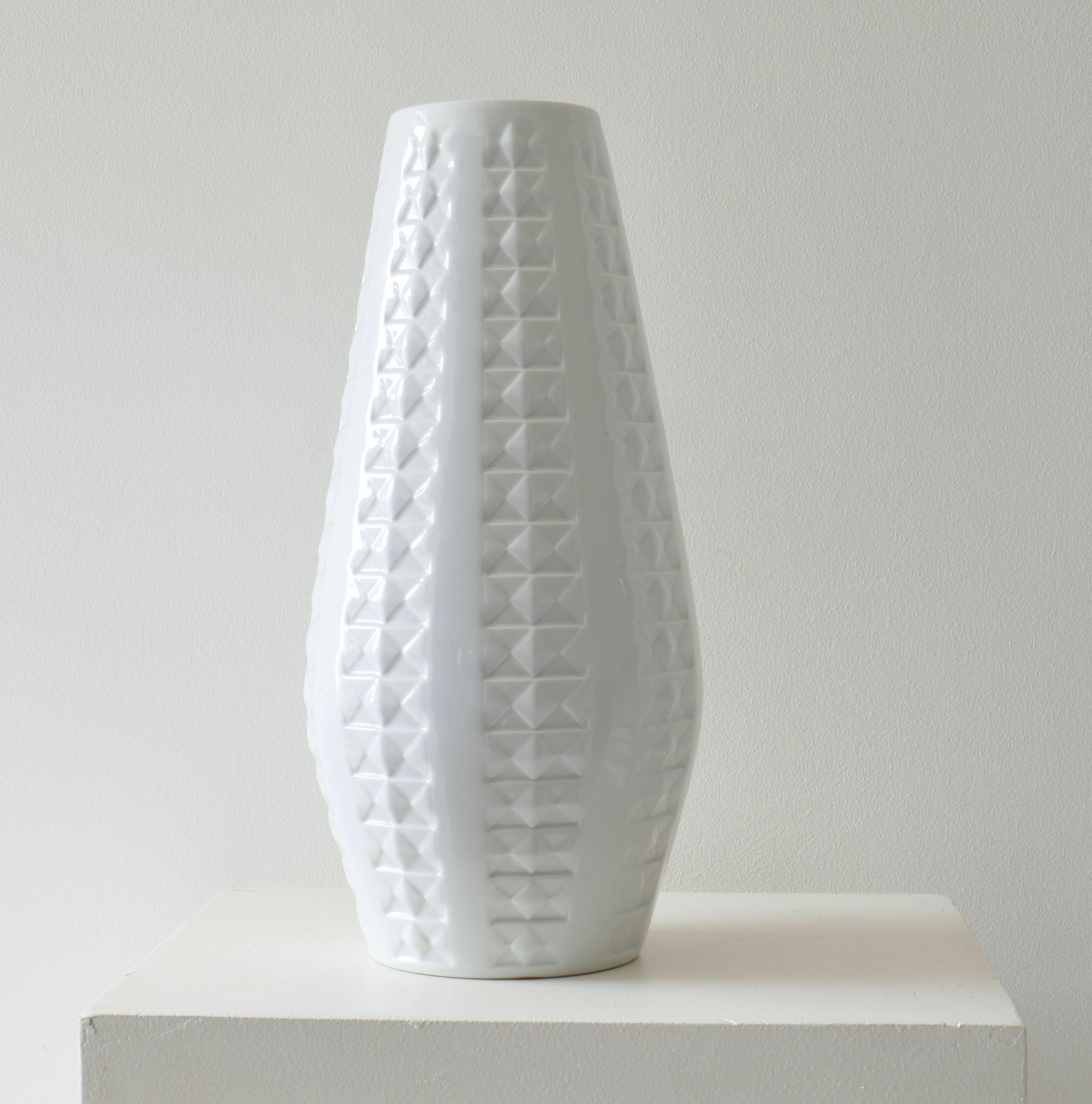 Large porcelain white vase by Schumann Arzberg, Germany, 1960s.