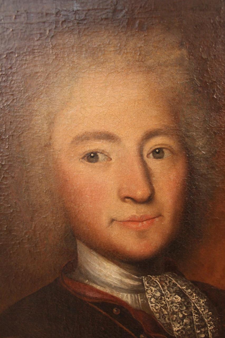 18th Century Large Portrait Early XVIIIth of Daniel De Pont Wlyamoz, Captain Spain For Sale