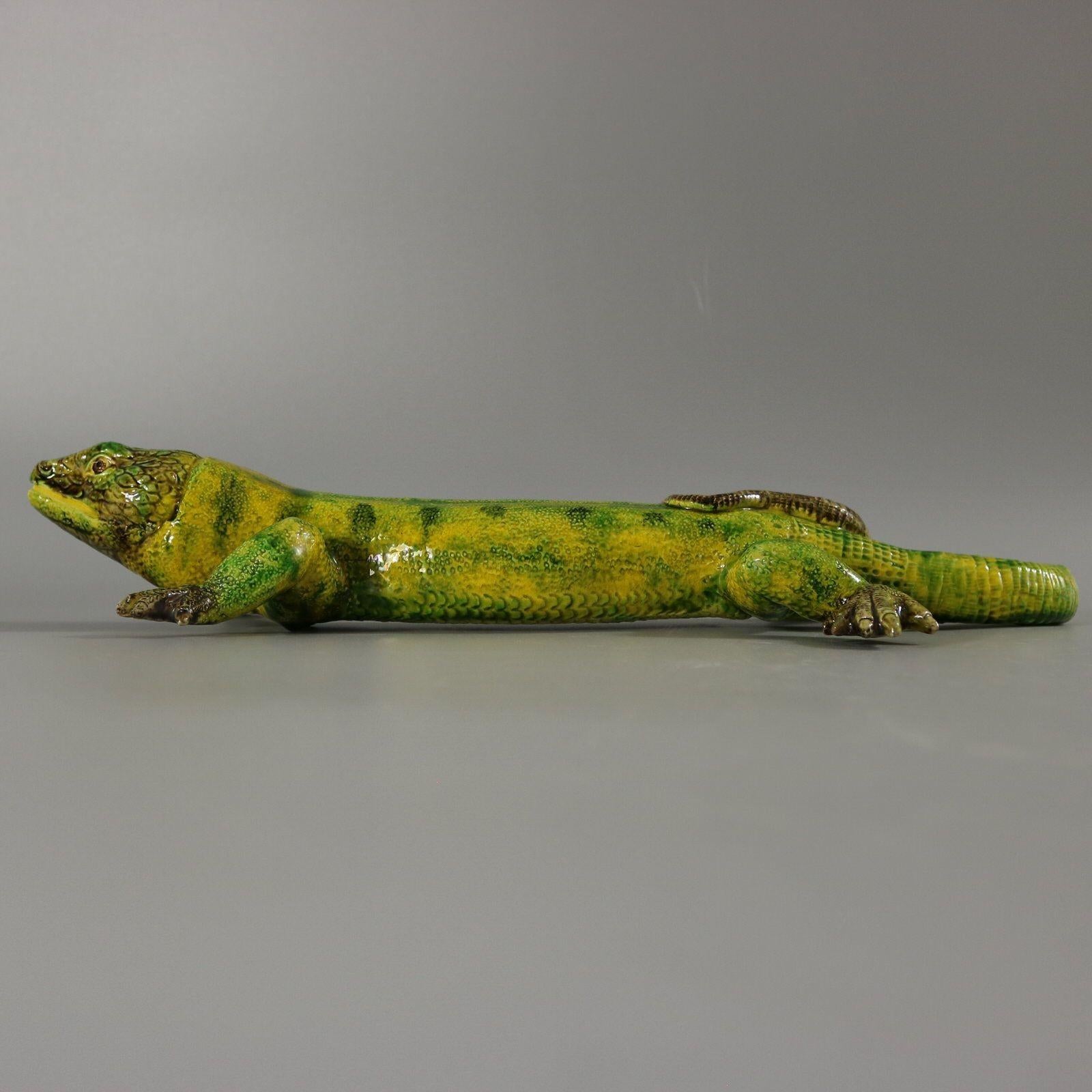 Victorian Large Portuguese Palissy Majolica Lizard Wall Figure For Sale