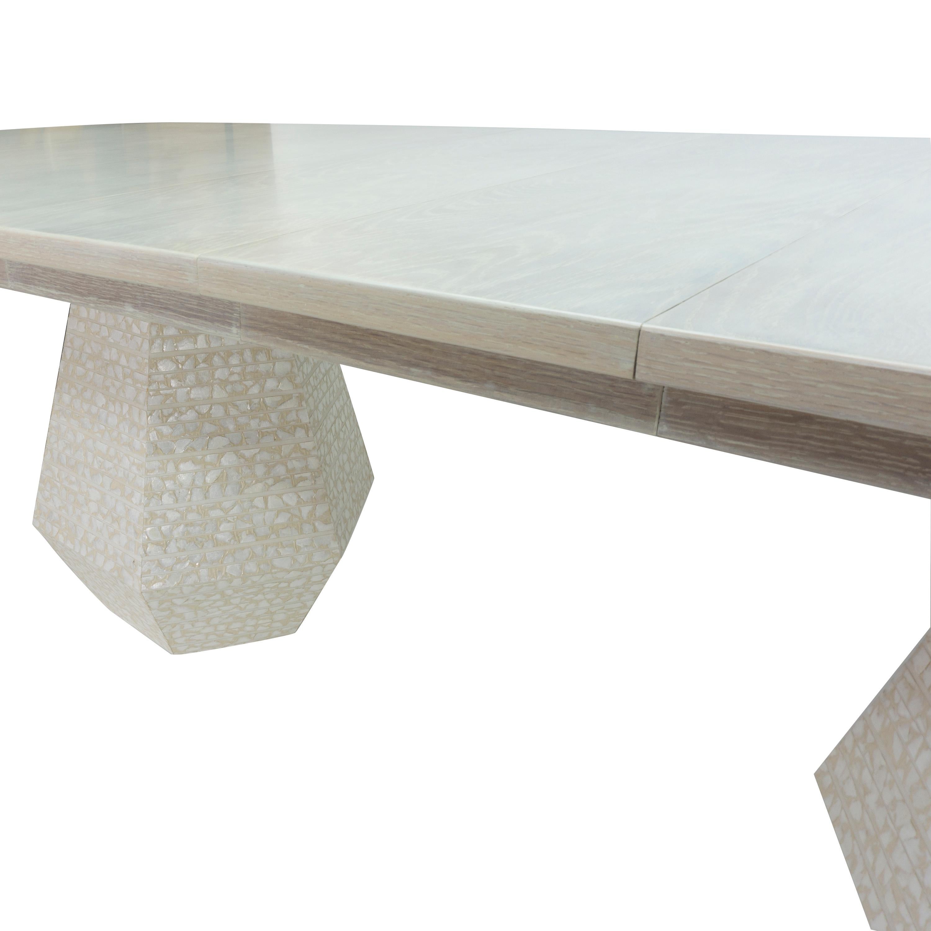 Large Postmodern Dining Table with Extension Leaves For Sale 4