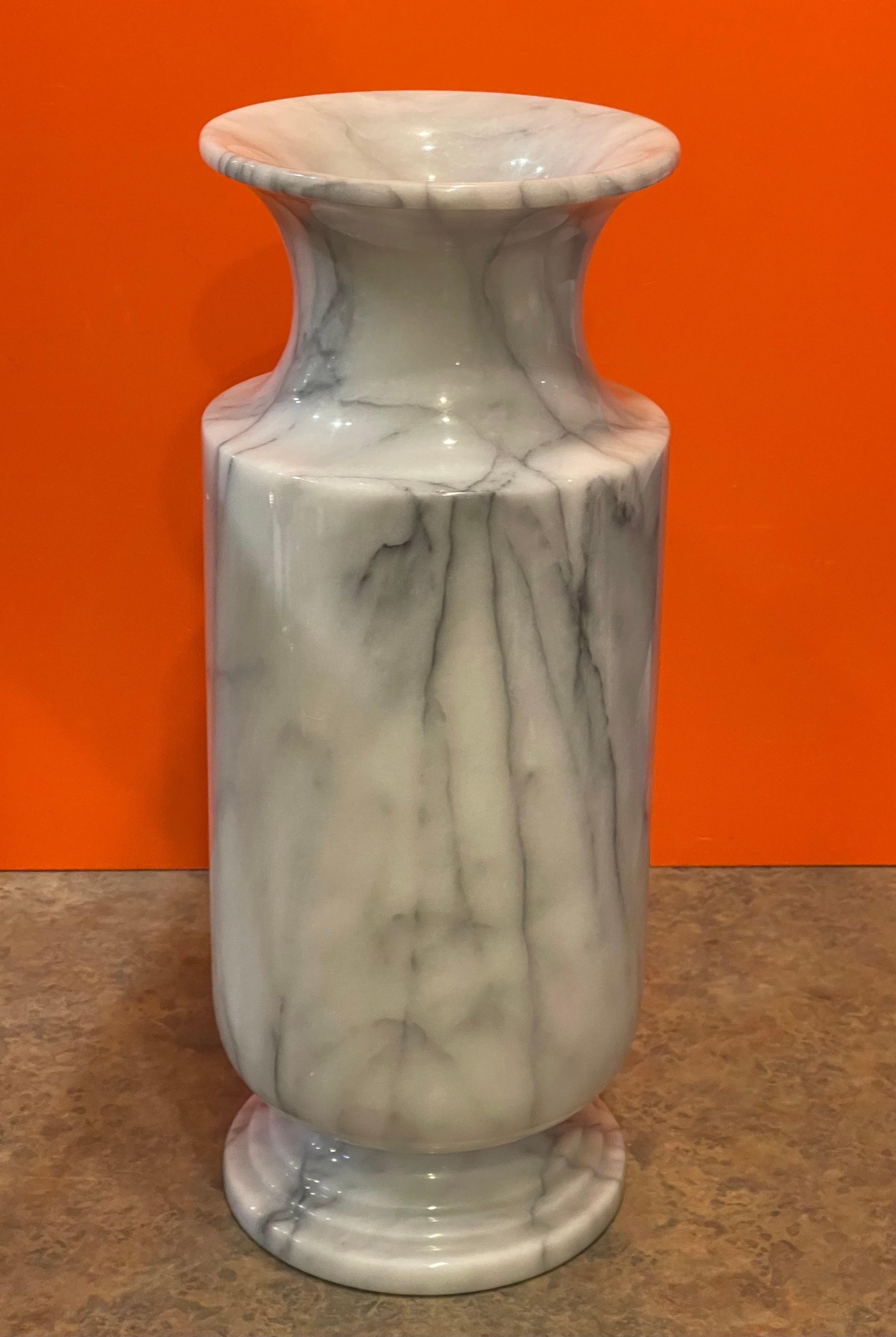 Large Post-Modern Italian Carrara Marble Vase For Sale 7