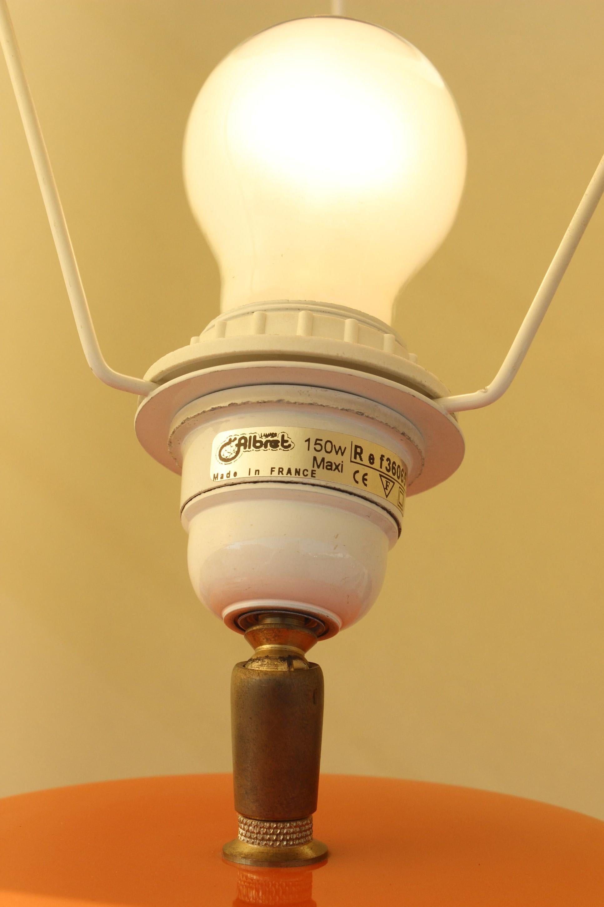 Grande lampe de table post-moderne en céramique émaillée de Lampes D'Albret, France, années 1990 Bon état - En vente à STRASBOURG, FR