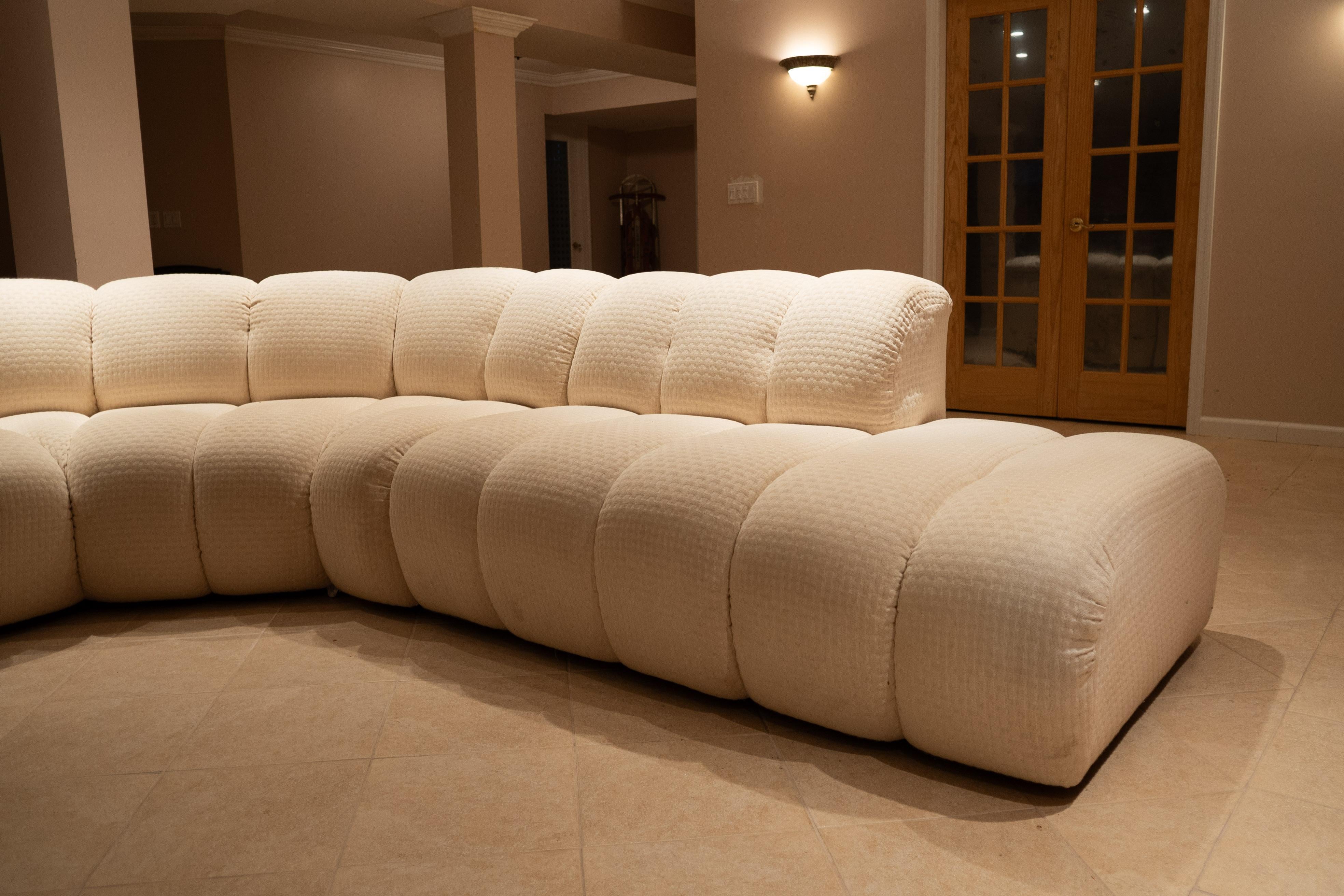 Large Postmodern Channeled 4-Piece Modular Sectional Sofa Attr. Steve Chase In Good Condition In Philadelphia, PA