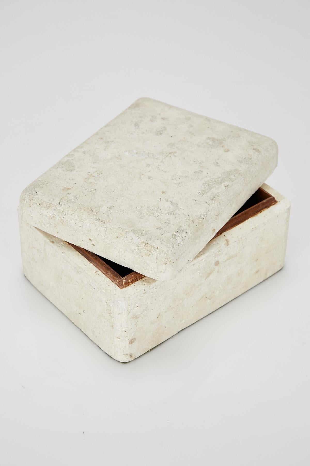 Late 20th Century Large Postmodern Matte White Tessellated Stone Lidded Decorative Box, 1990s For Sale
