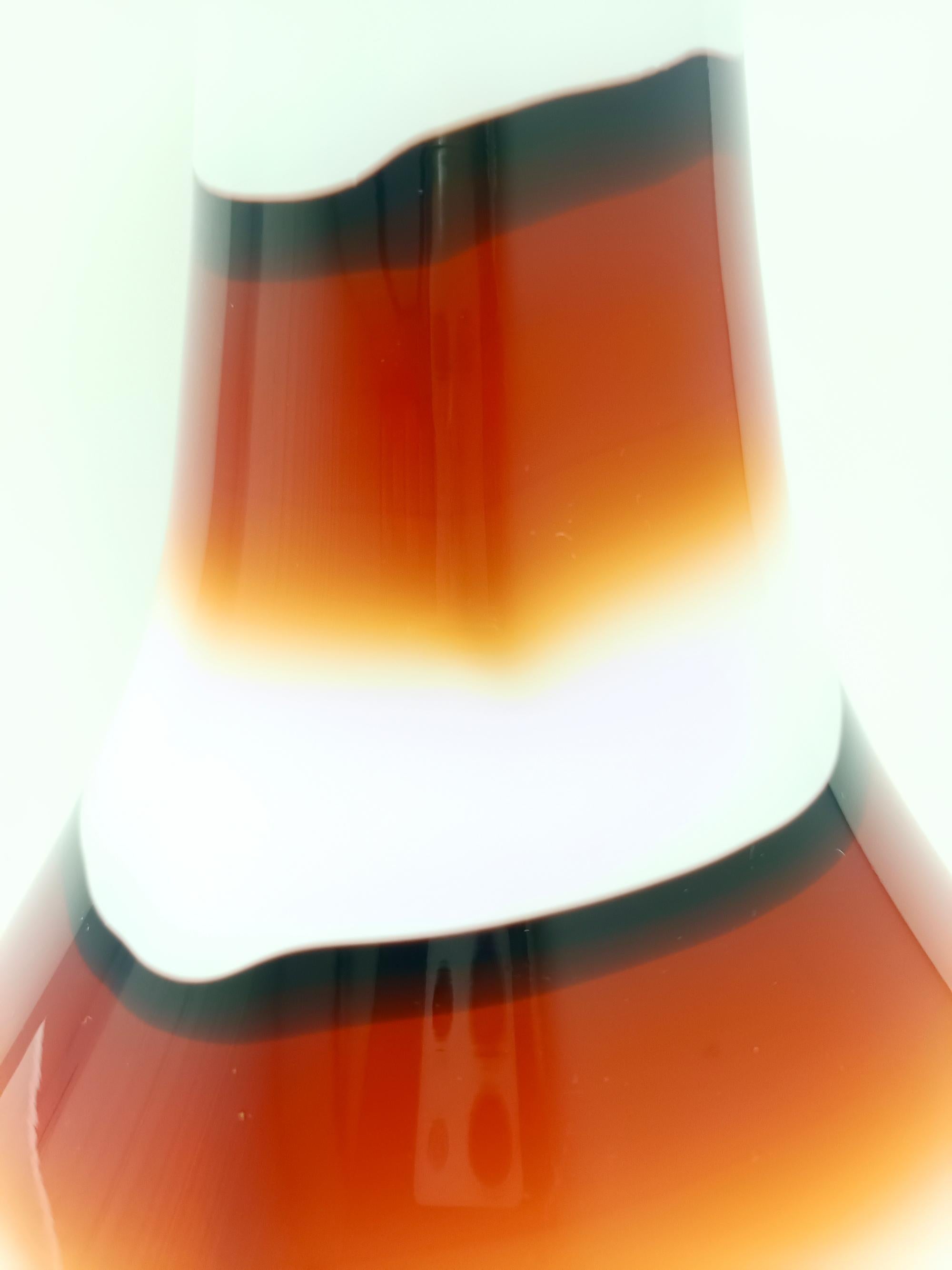 Große postmoderne Vase aus rotem, schwarzem und weißem Glas, Carlo Moretti zugeschrieben, Italien im Angebot 1