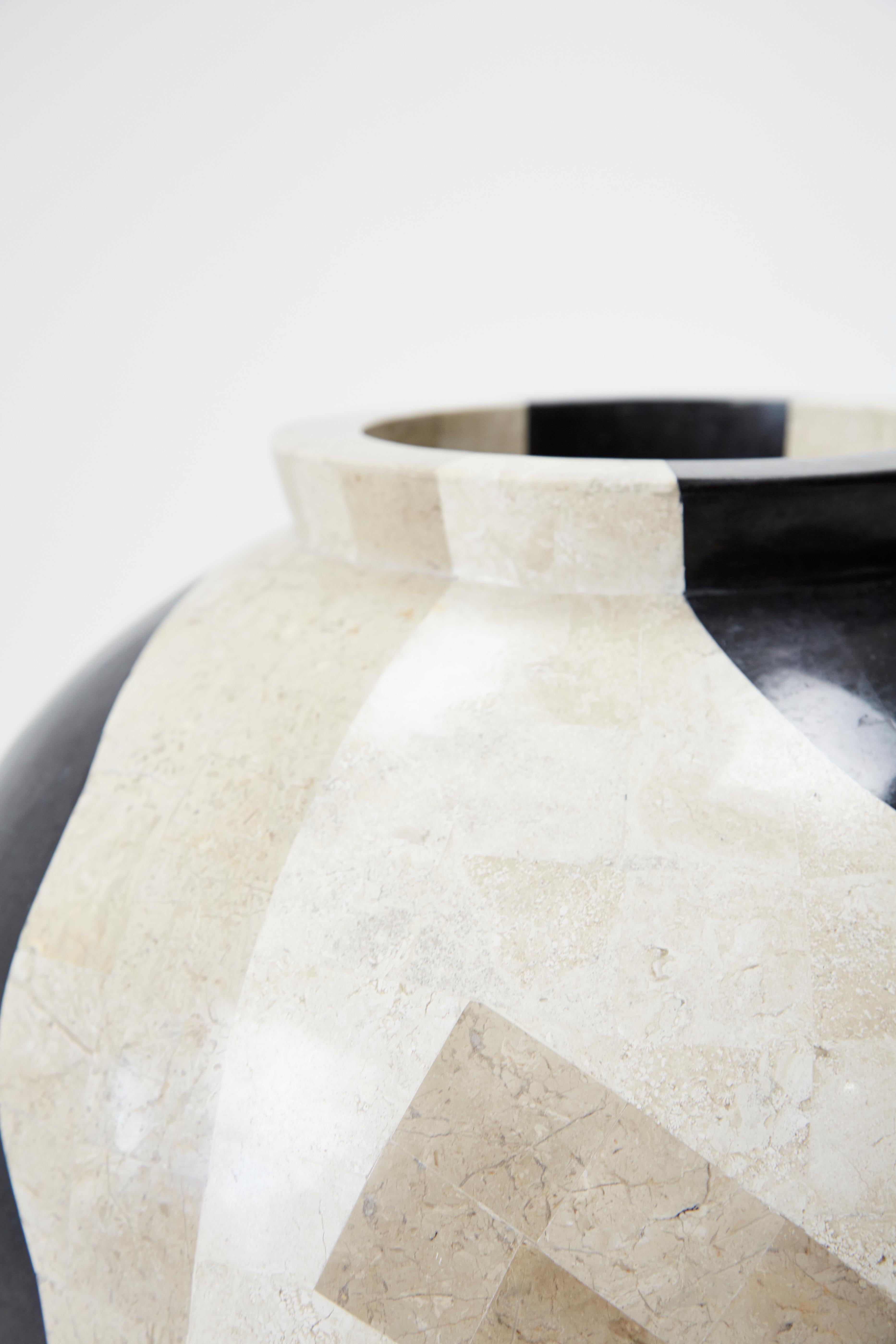 Late 20th Century Large Postmodern Tessellated et Cetera Mango Jar Floor Vase, 1990s For Sale