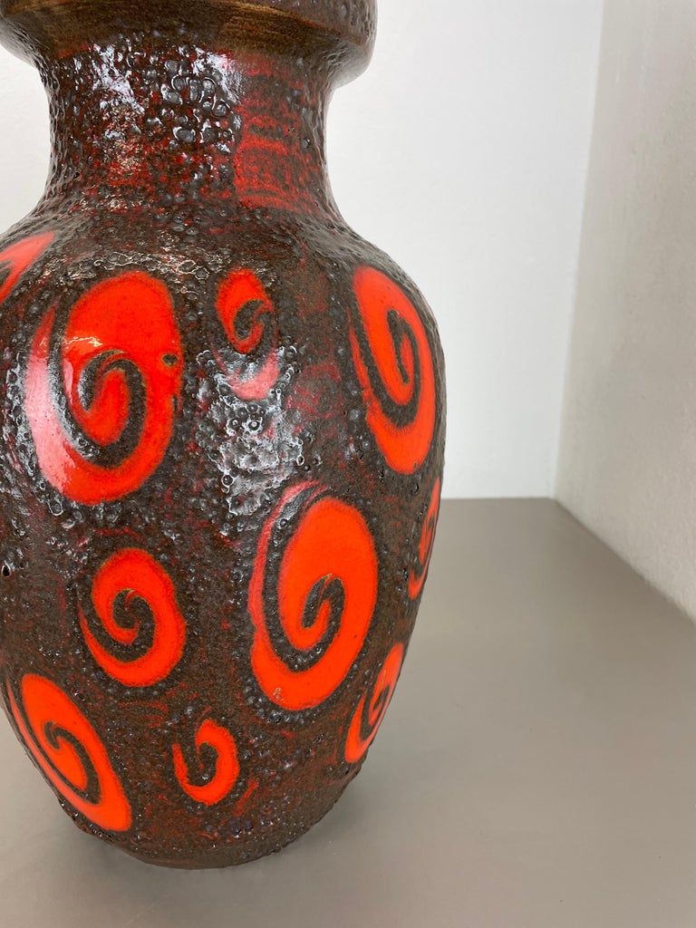 Large Pottery Fat Lava 
