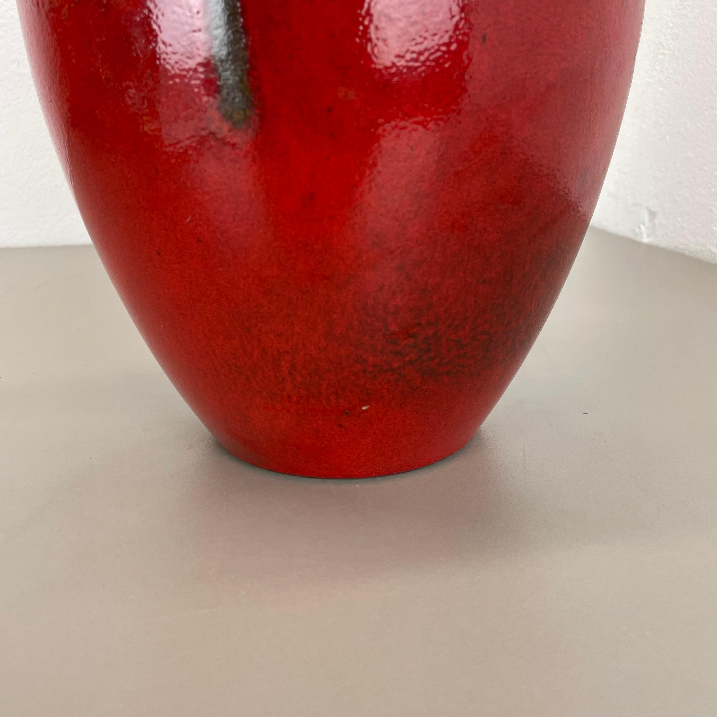 Large Pottery Fat Lava 