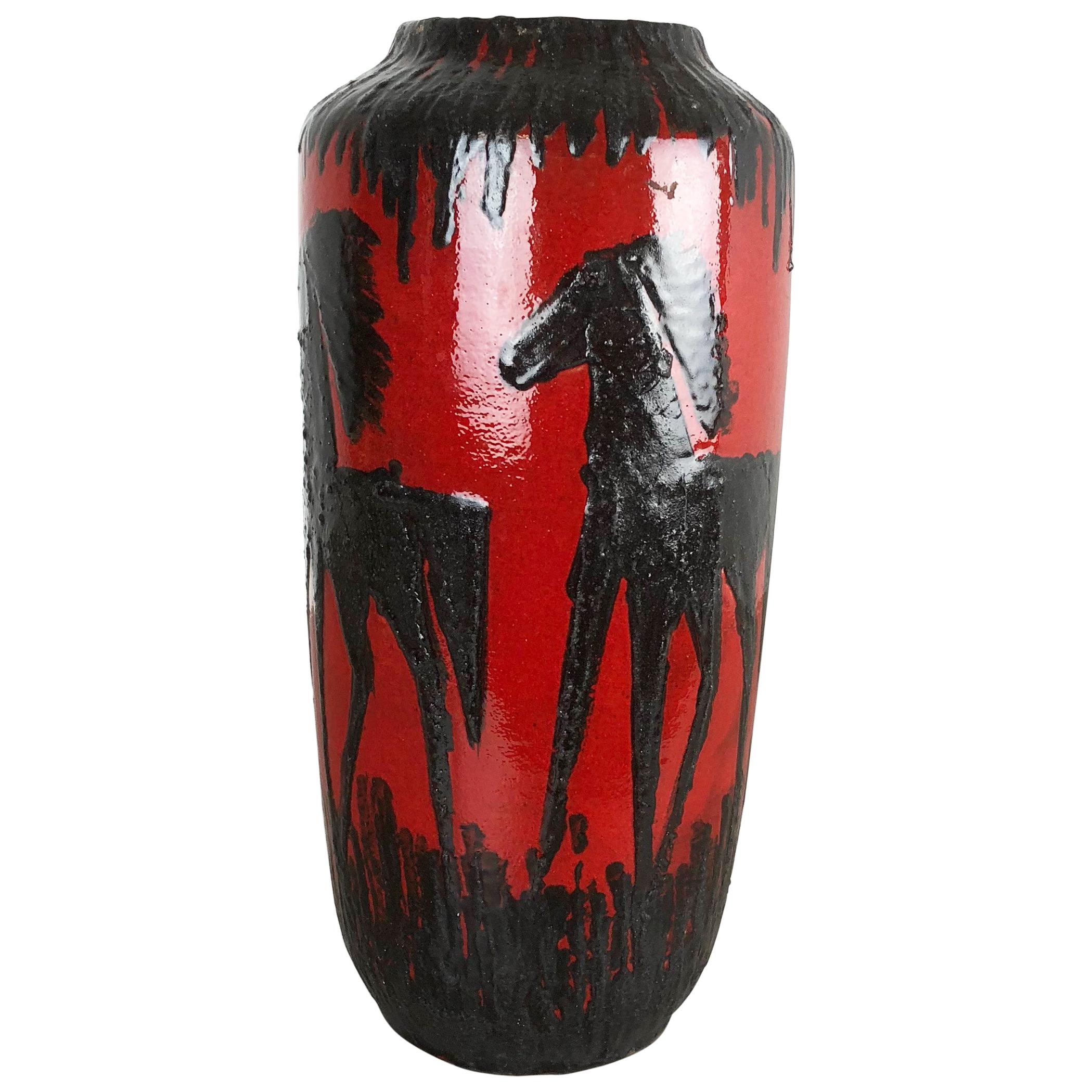 Horse Vase in Blue 175 ex main image 1
