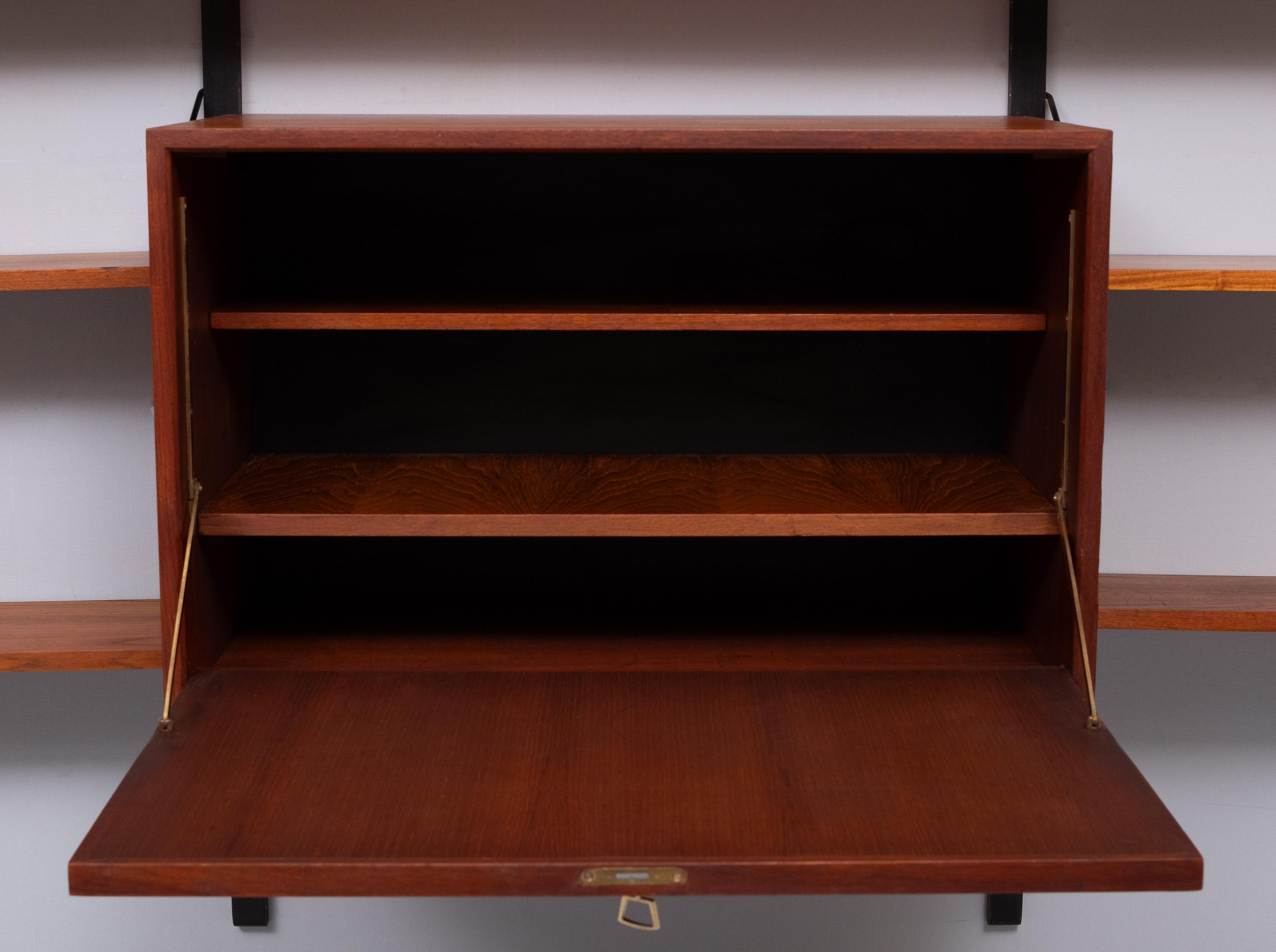 Grande Poul  Cadovius  Sistema di pareti in teak per Royal System  Danimarca in vendita 7