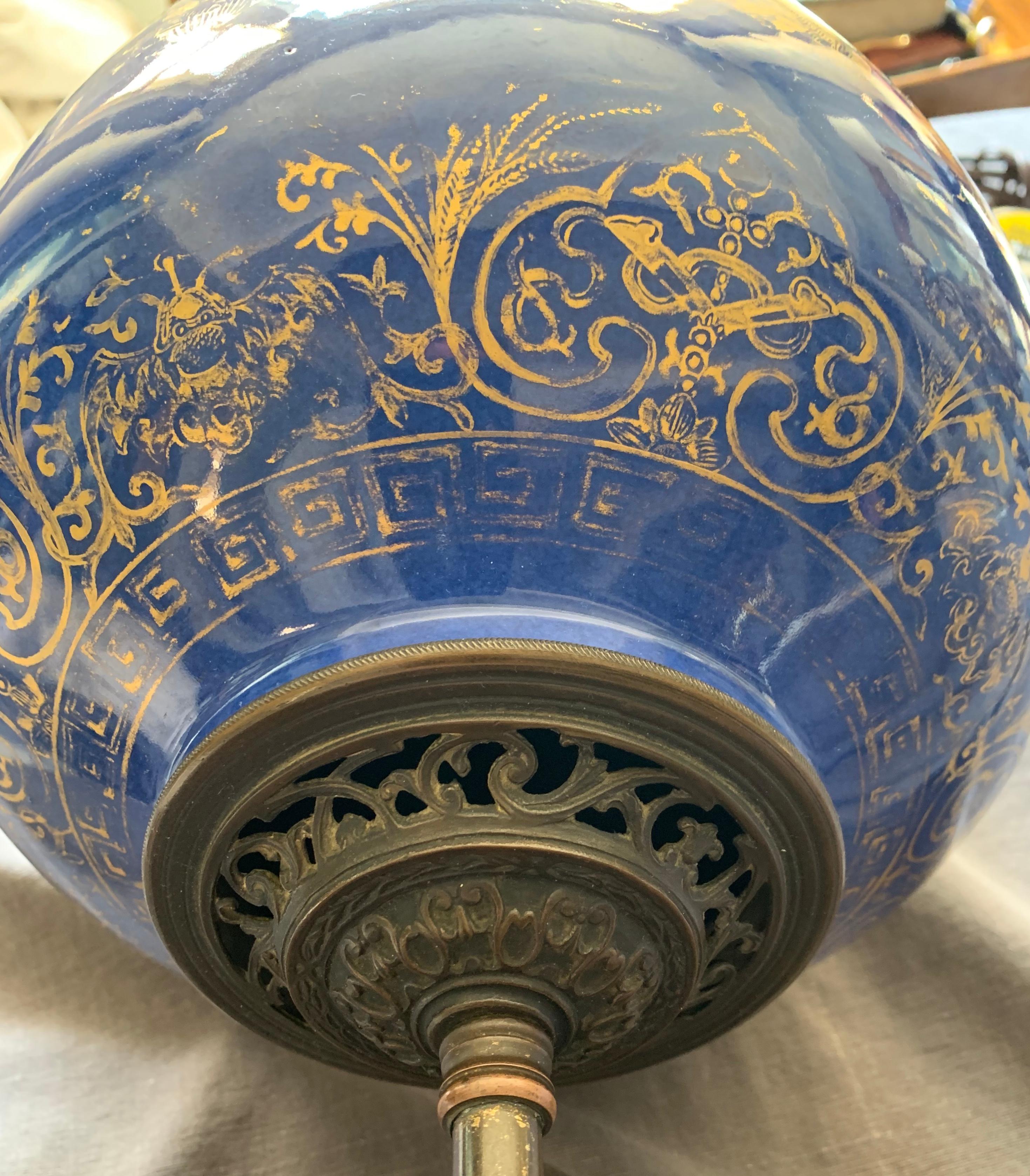 Large Powder Blue and Gilt Kangxi Lamp In Good Condition For Sale In New York, NY