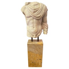 Grande torso prezioso in marmo bianco