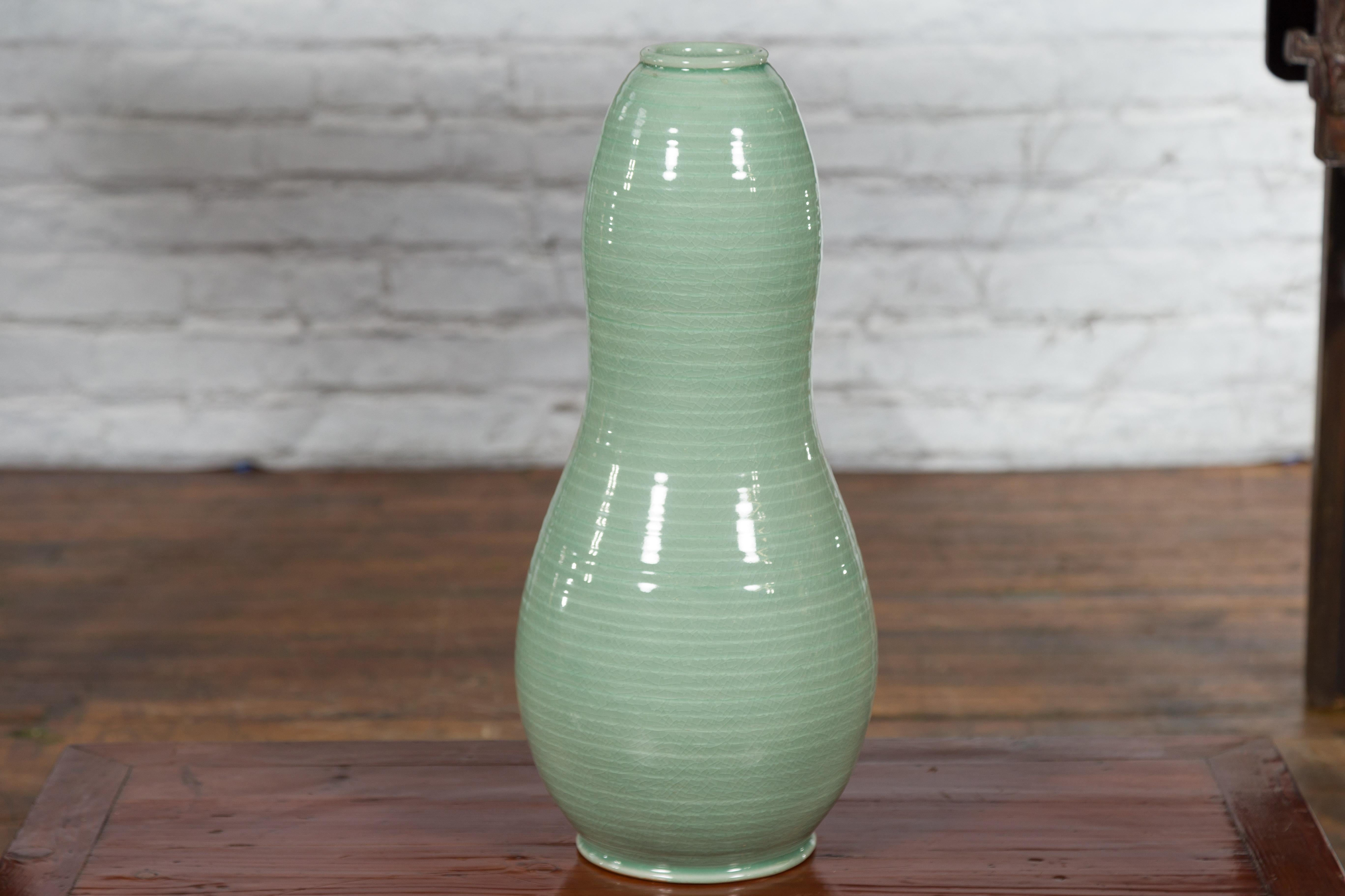 Tall Gourd Shaped Vase with Soft Green Glaze and Sculptural Silhouette in vendita 6