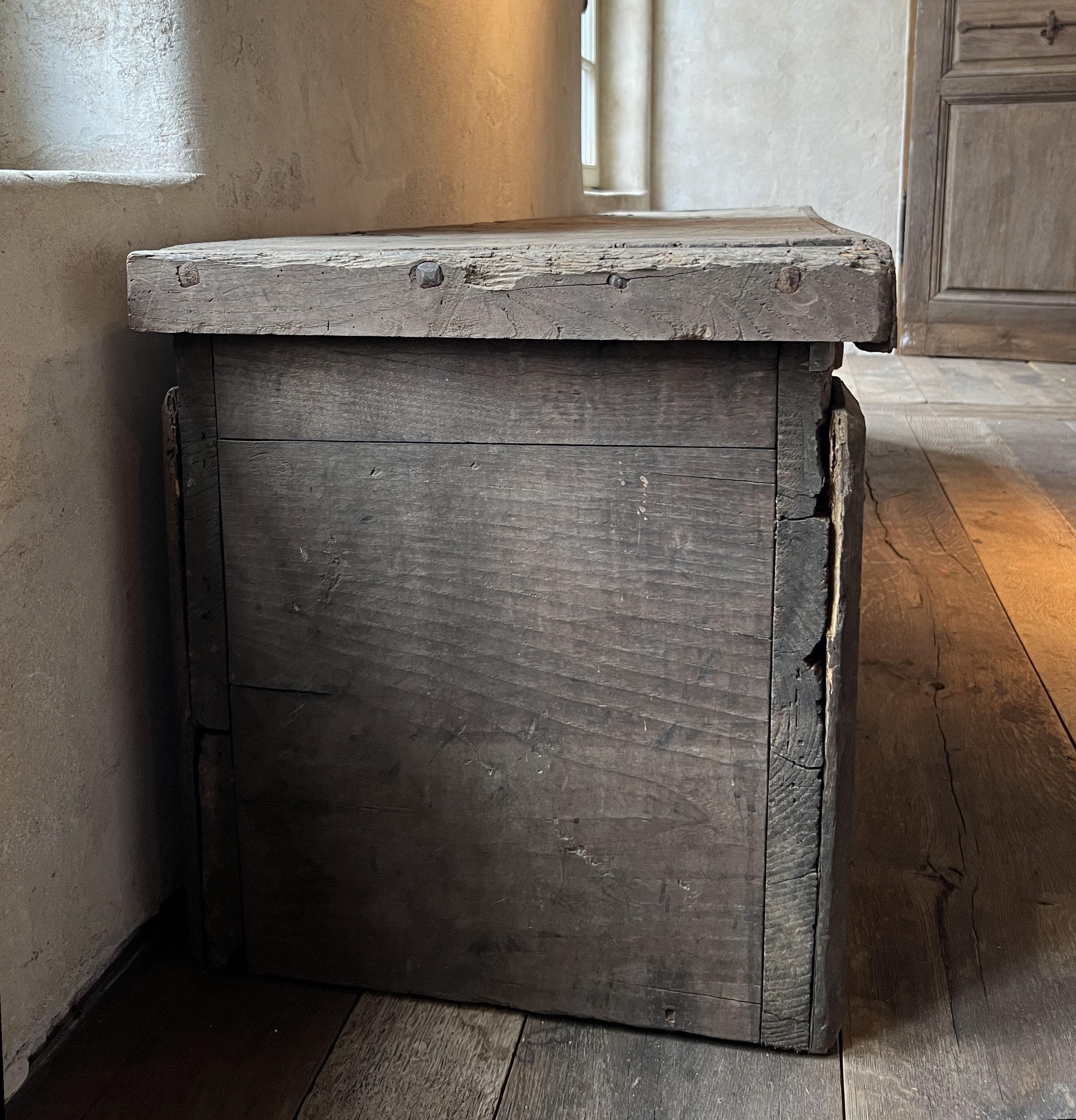 Large primitive chest 18th century 1