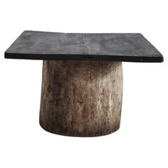 Großer japanischer primitiver Couchtisch/Sofatisch aus Zedernholz mit Ausbrenner Wabi Sabi