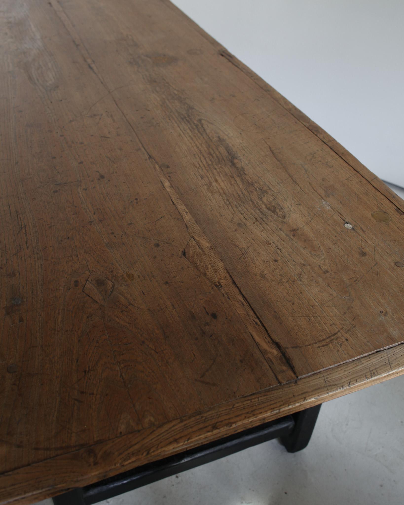 Large Primitive Wabi Sabi Elm 18Th C. Dinning Table  For Sale 4