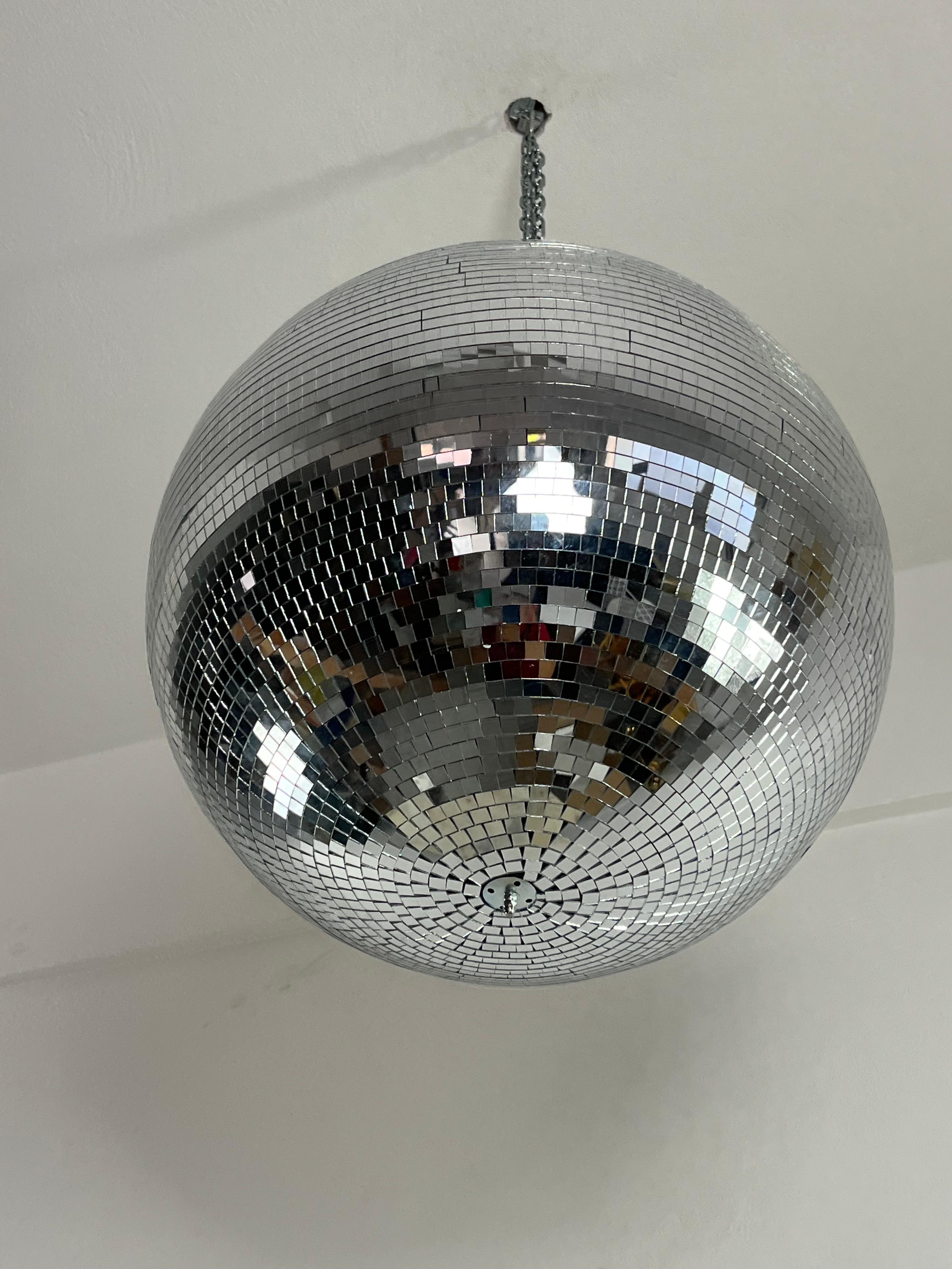 Large Professional Disco Ball Mirror Mosaic with Rotor, 1980s, Diameter 50 cm In Excellent Condition For Sale In Palermo, IT
