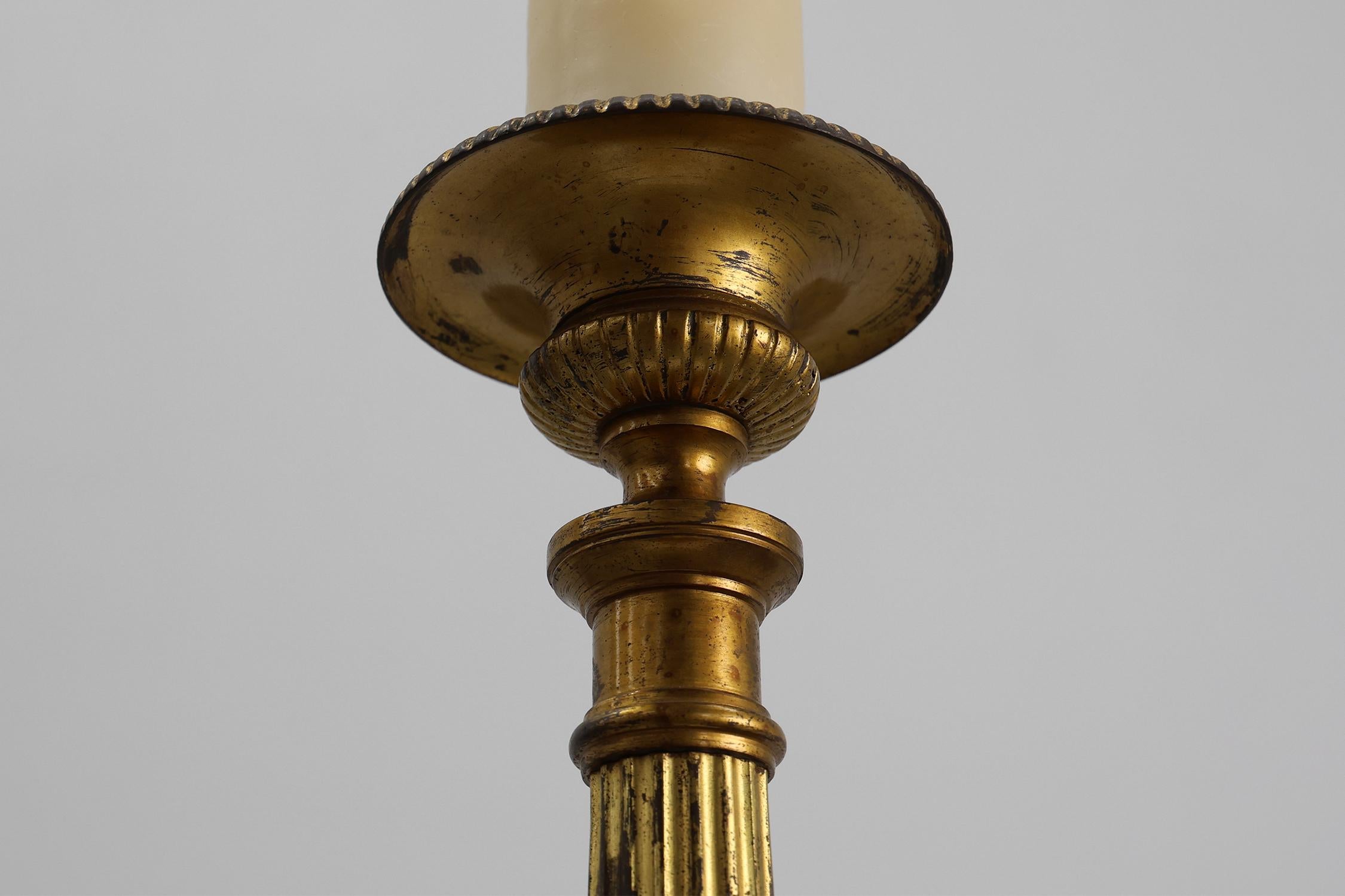 Großer provinzieller Kerzenleuchter aus Kupfer, Frankreich, um 1900 (Französisch) im Angebot