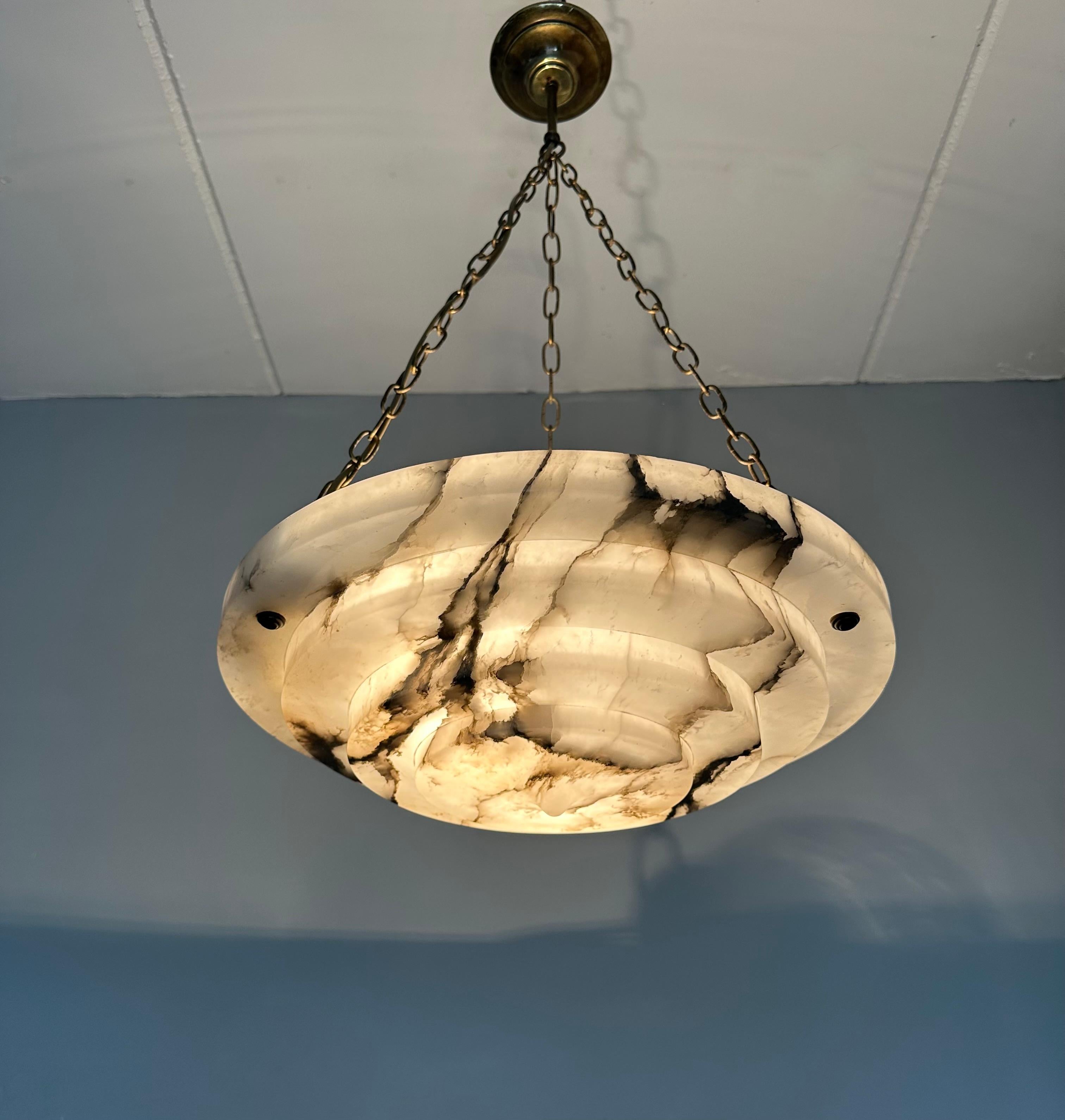 20th Century Large & Pure Art Deco Four Layered White & Black Veins Alabaster Pendant Light  For Sale