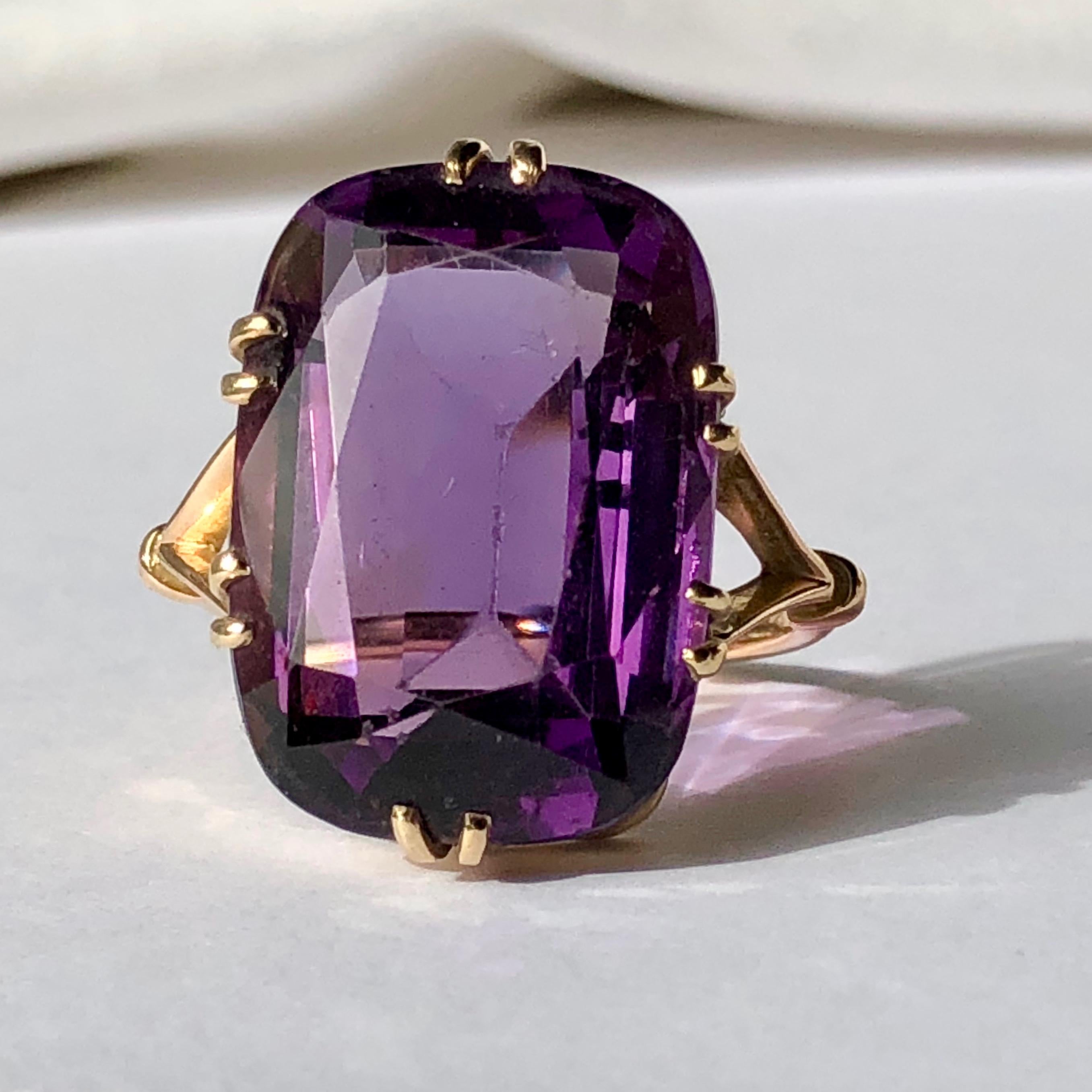 Post-War Large Purple Amethyst Cushion Cut Vintage Yellow Gold Ring Approx 21cts