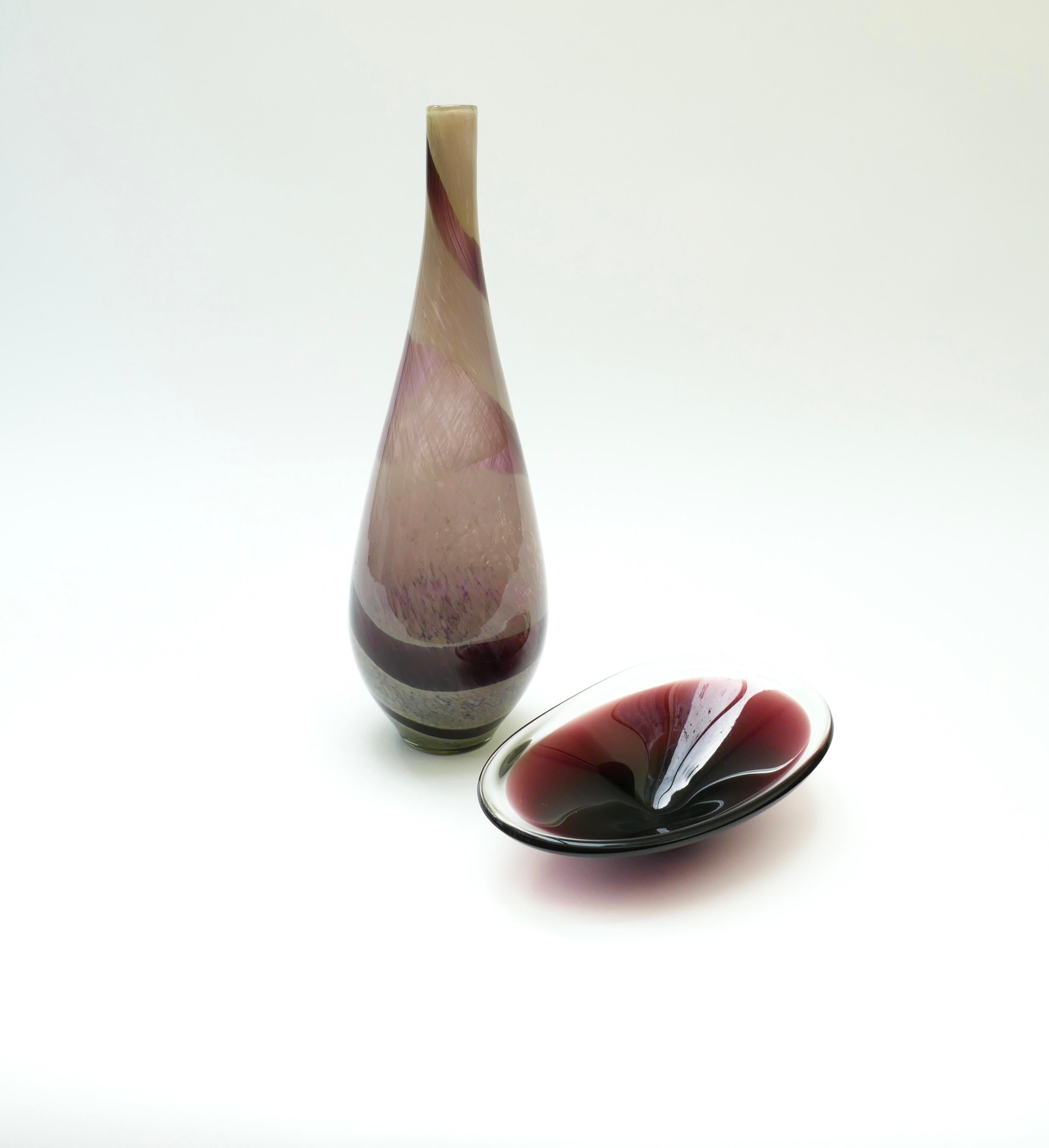 Fin du 20e siècle Grand vase en verre d'art violet, années 1970 en vente