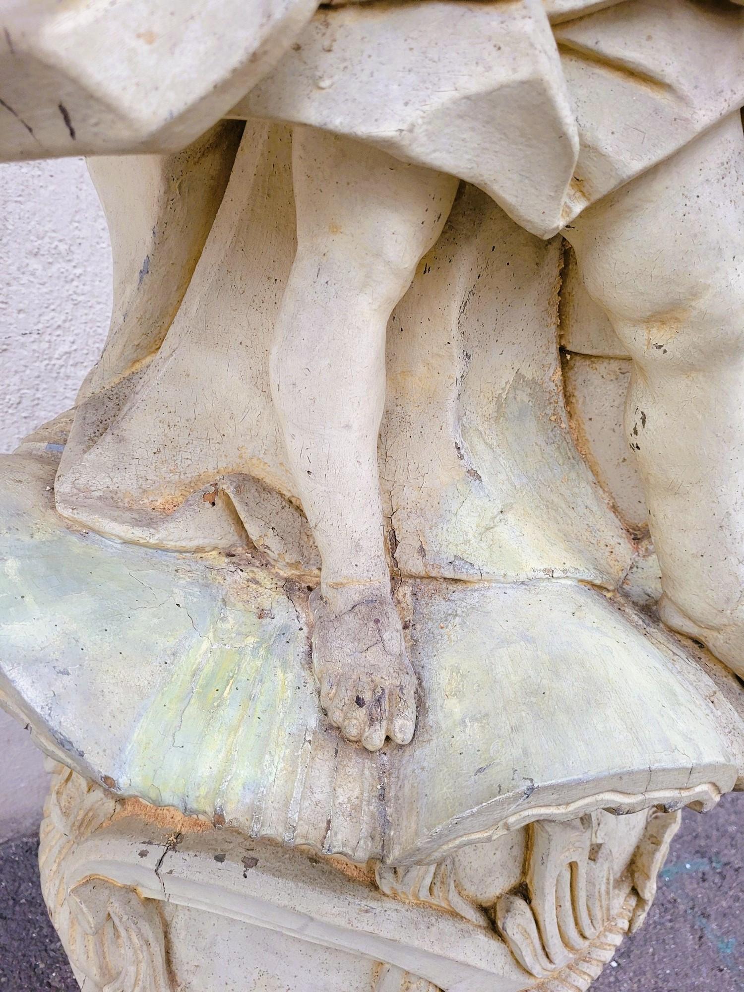Grande scultura di putti in legno laccato, Italia, XIX secolo in vendita 3