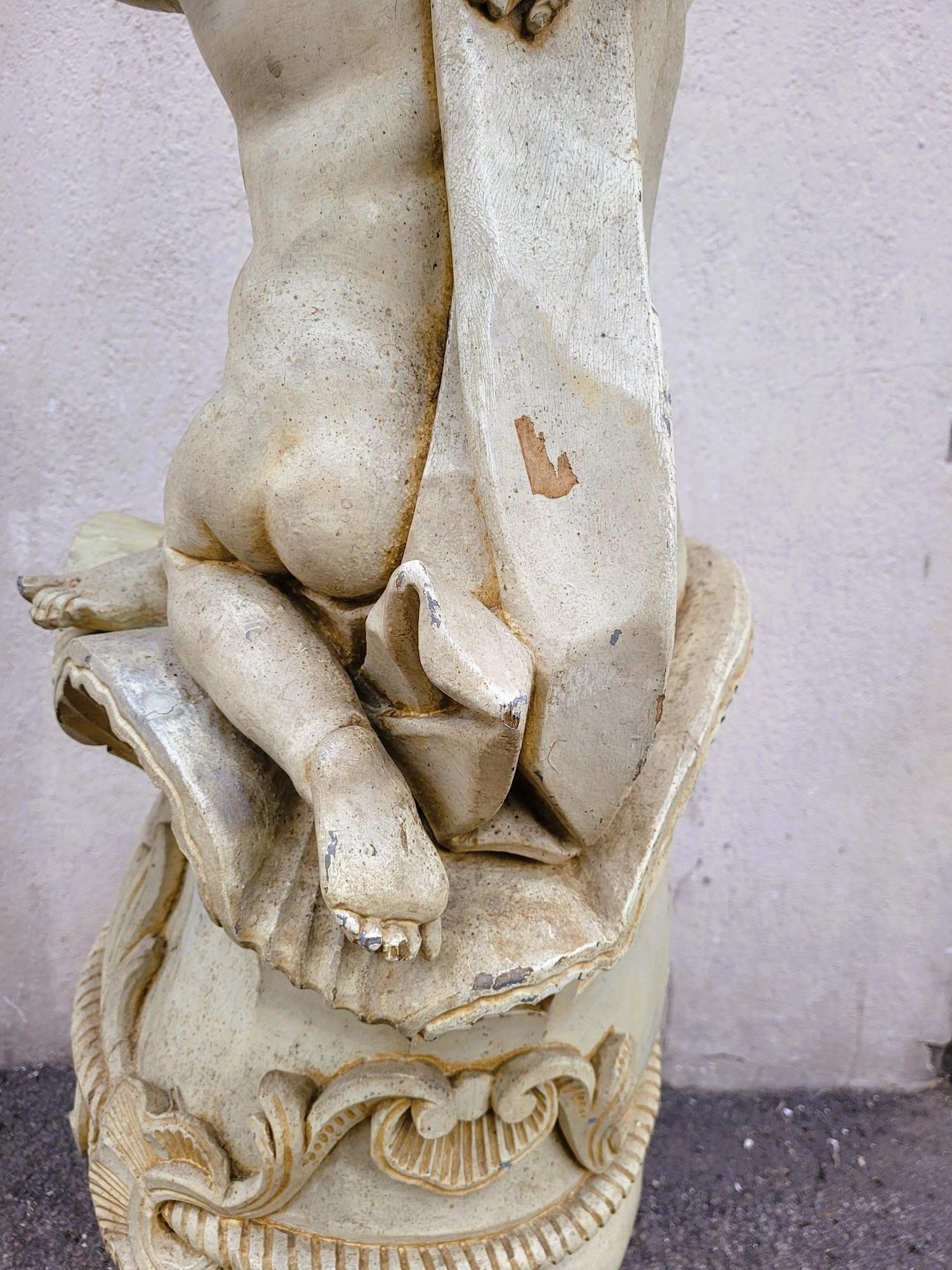 Grande scultura di putti in legno laccato, Italia, XIX secolo in vendita 5